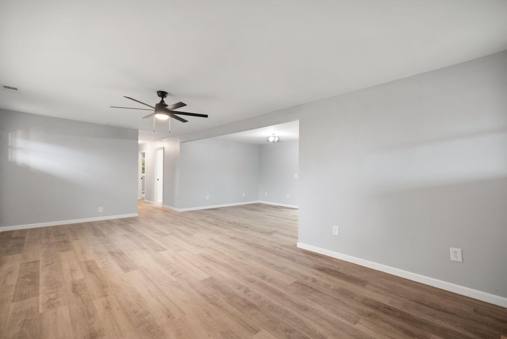 6847 Campton Road Property Photo 16
