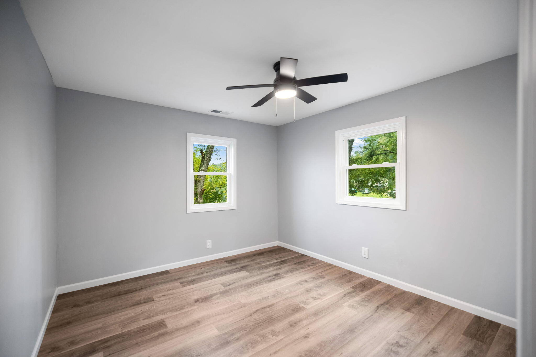 6847 Campton Road Property Photo 27