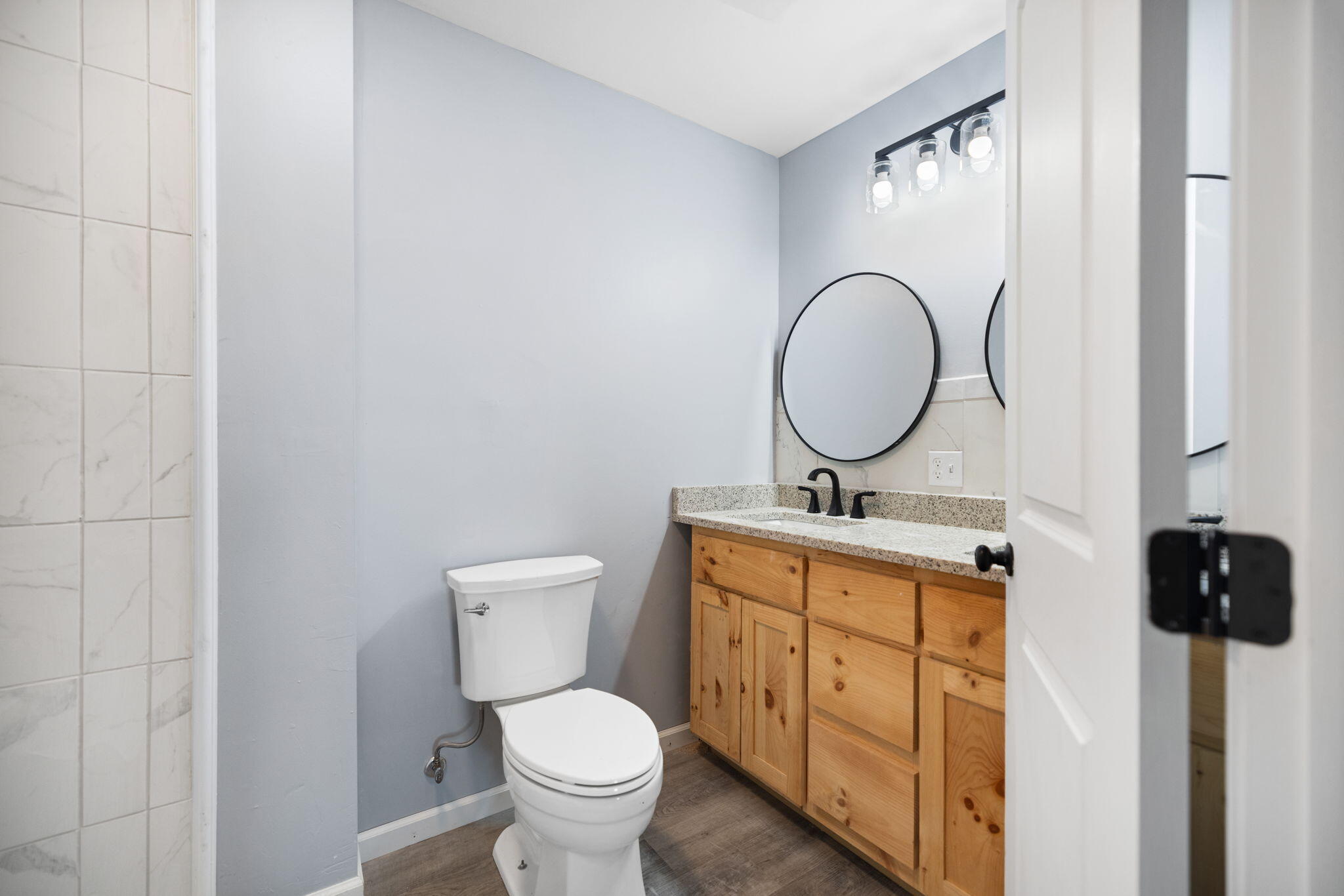 6847 Campton Road Property Photo 32