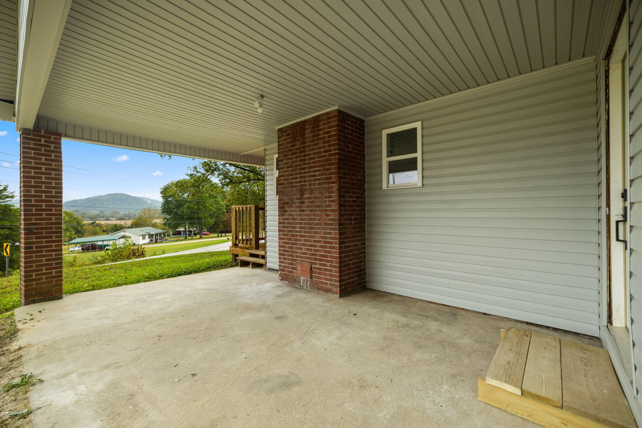 6847 Campton Road Property Photo 35