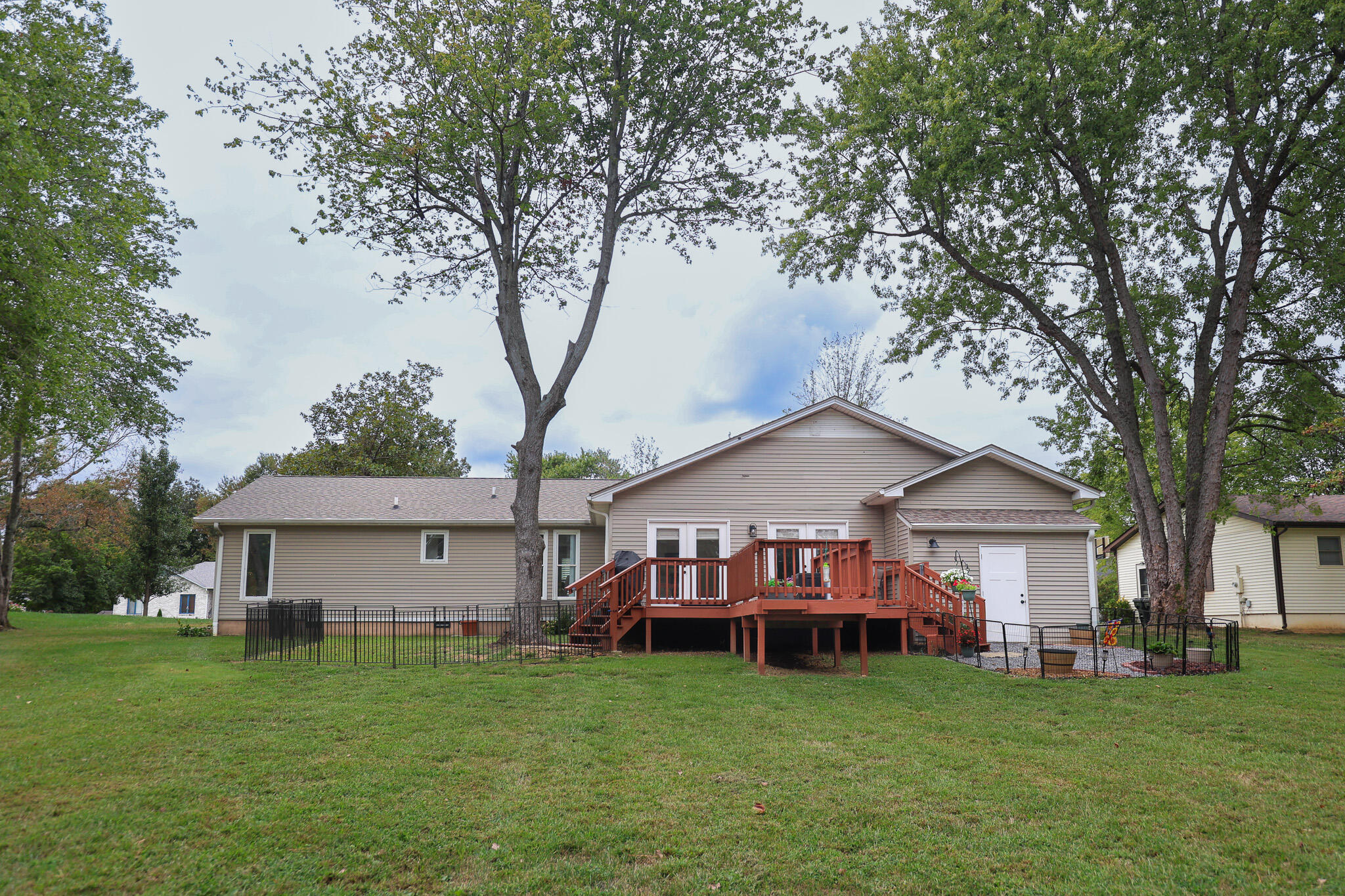 4350 Wellingborough Lane Property Photo 39
