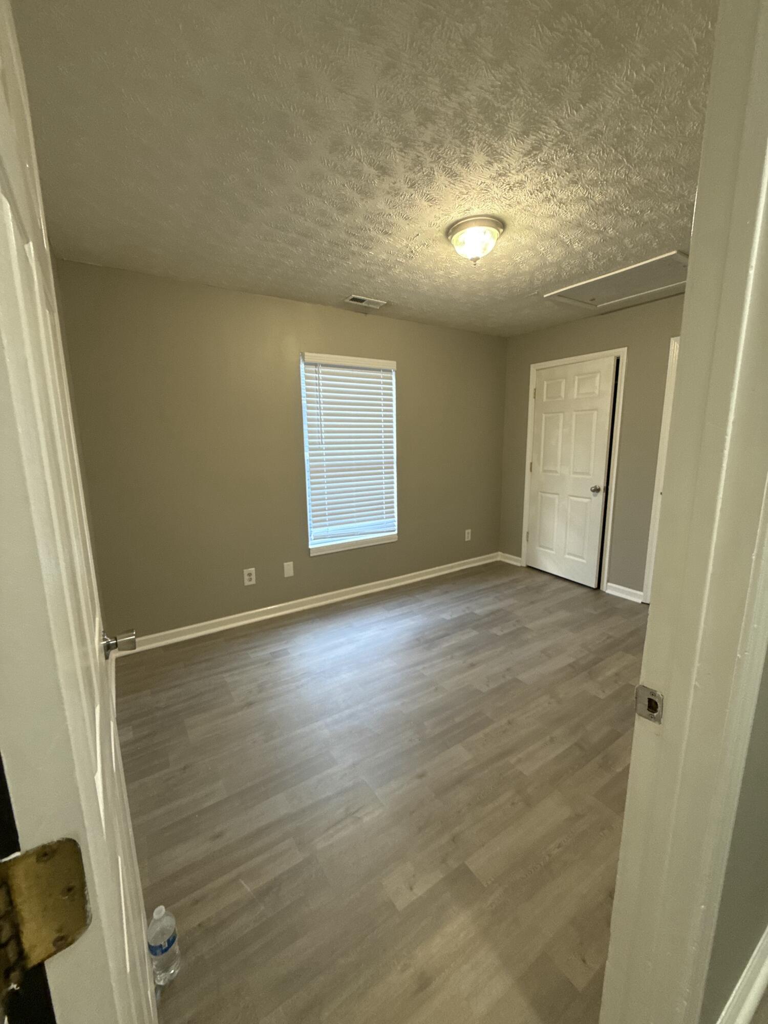 407 Ash Street Property Photo 10