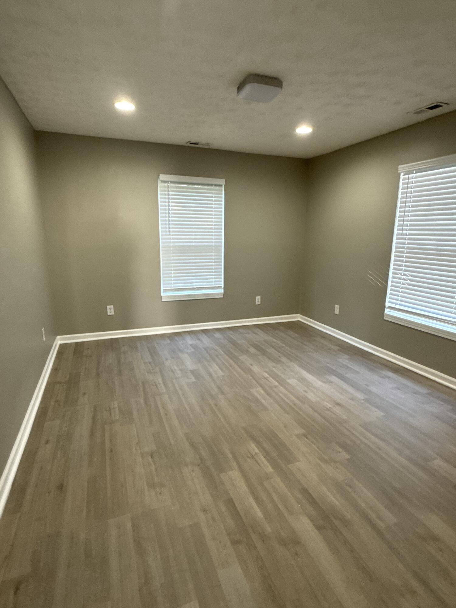 407 Ash Street Property Photo 11