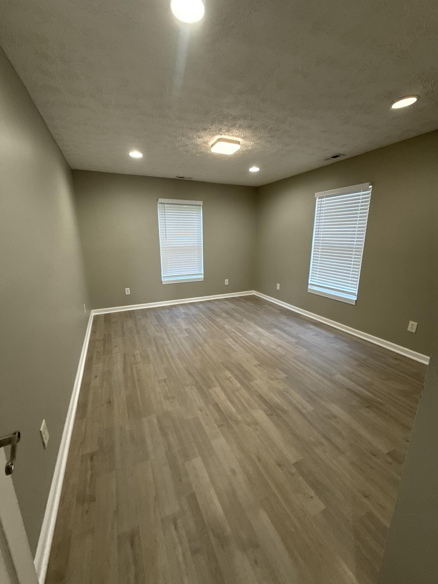 407 Ash Street Property Photo 12