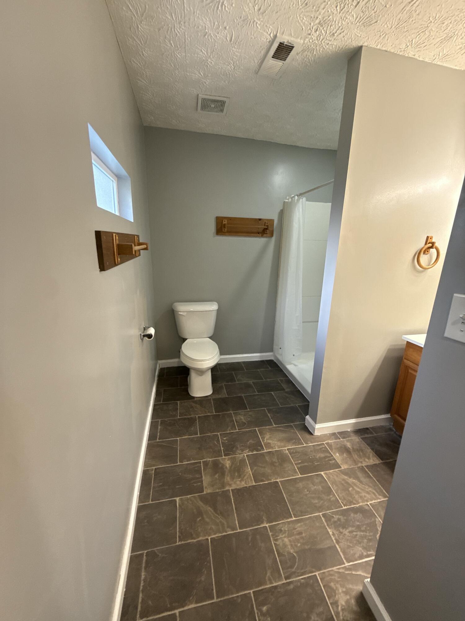 407 Ash Street Property Photo 13
