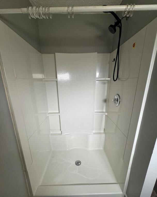 407 Ash Street Property Photo 14