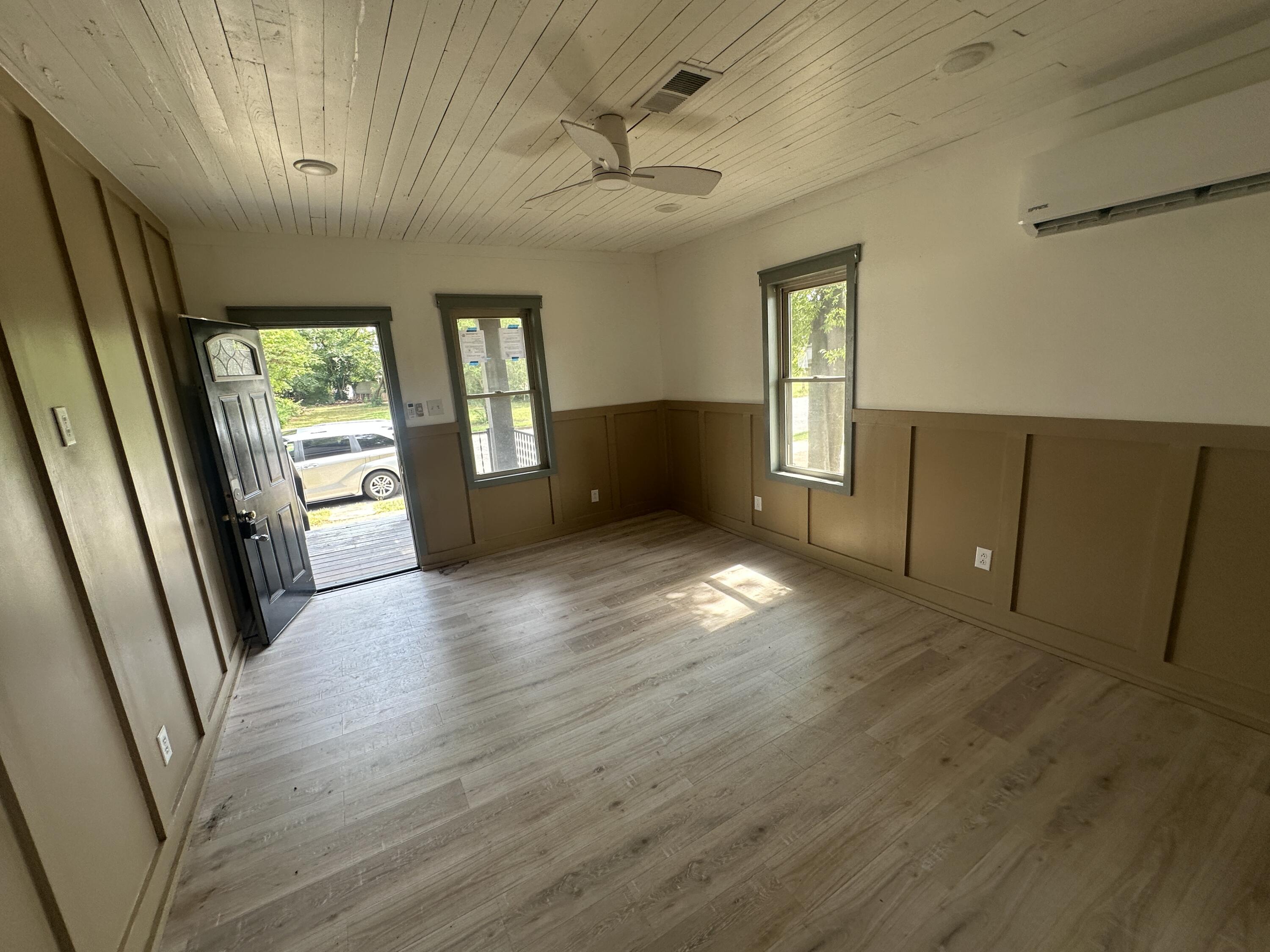1311 Burnett Street Property Photo 7