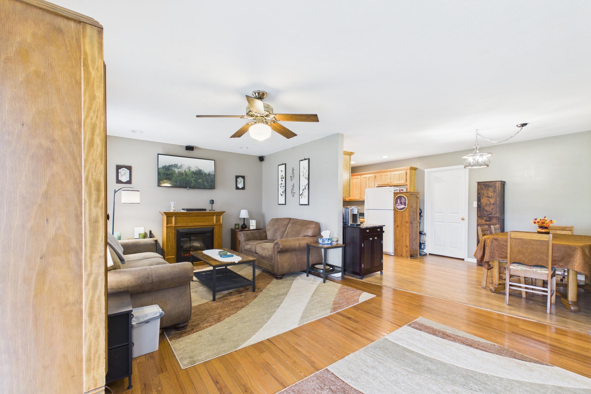 7832 Kentucky 70 Property Photo 3