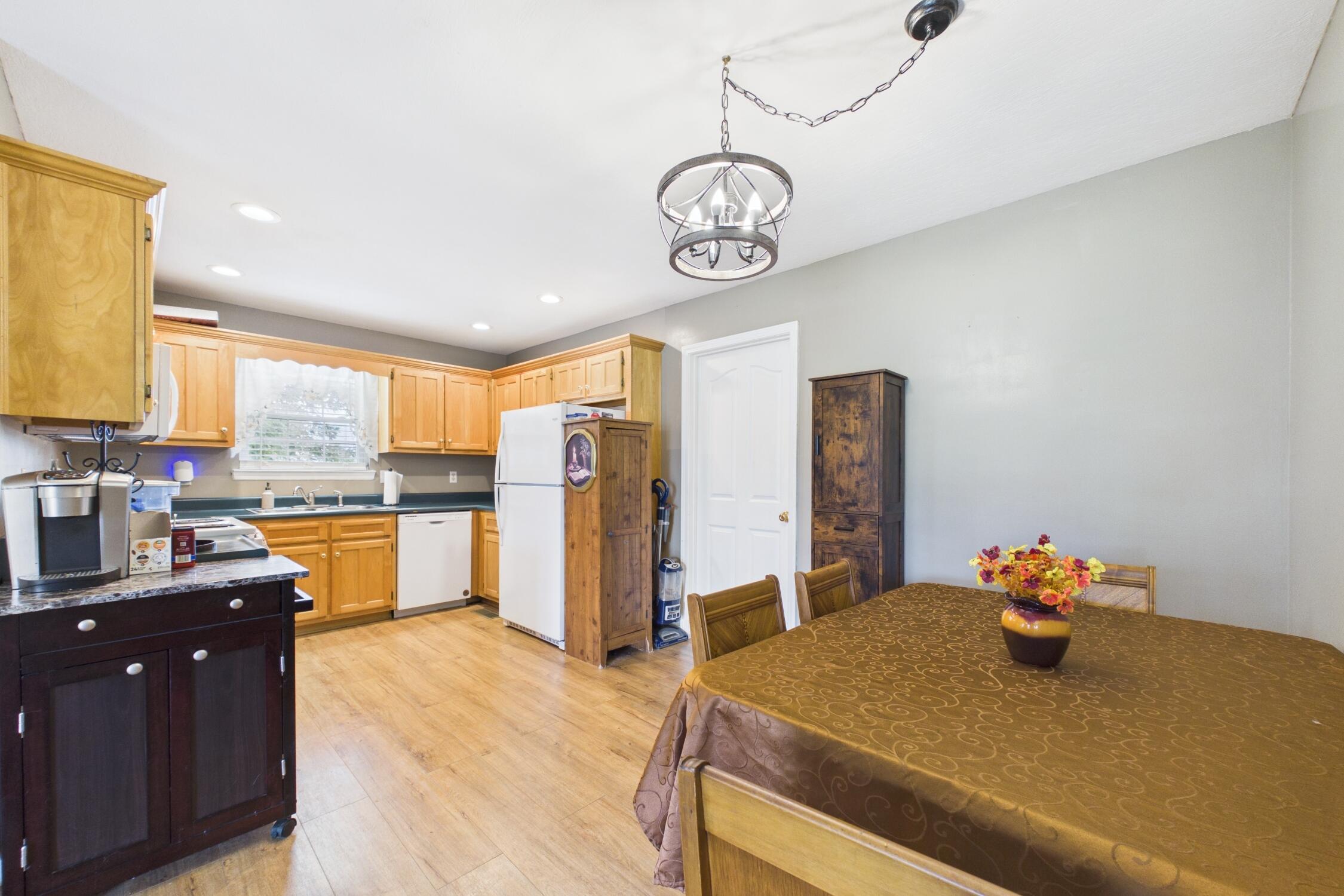 7832 Kentucky 70 Property Photo 11