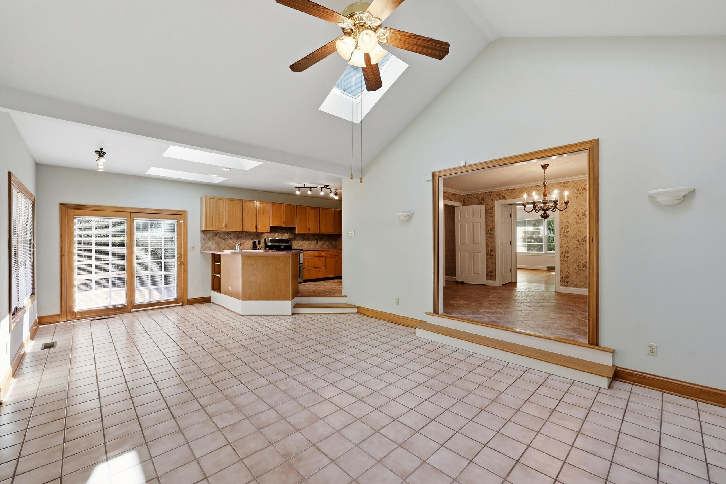 165 Cherokee Park Property Photo 9