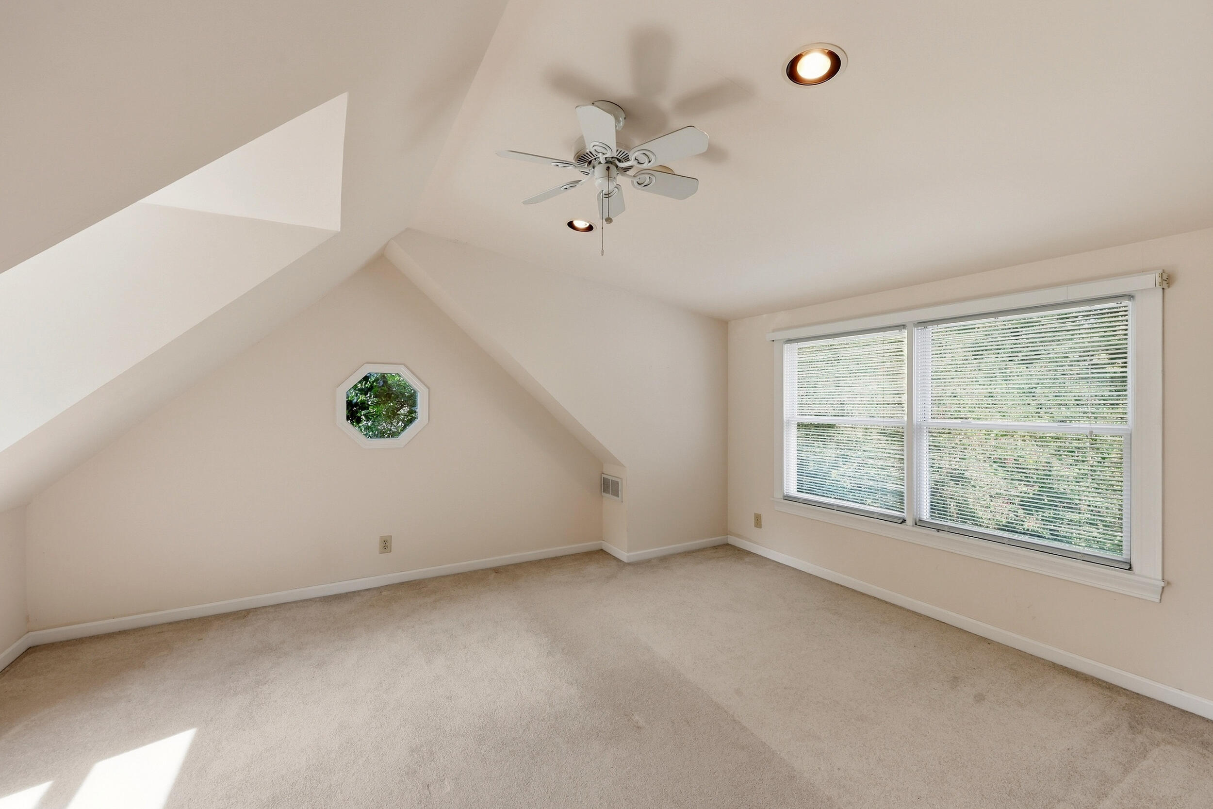 165 Cherokee Park Property Photo 30