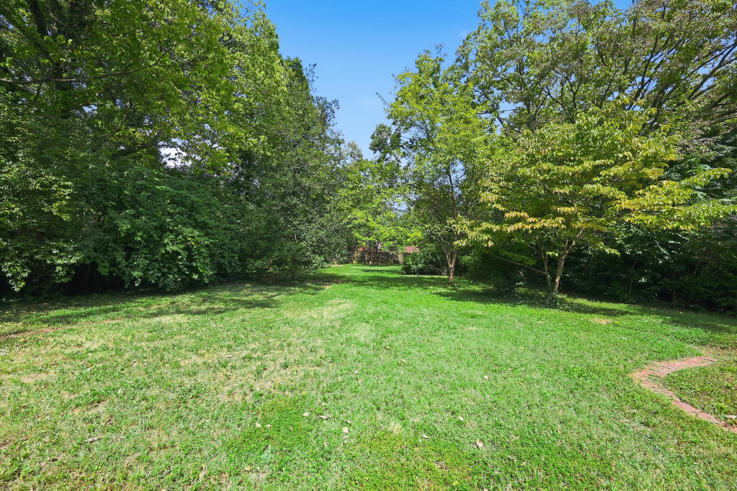 165 Cherokee Park Property Photo 36