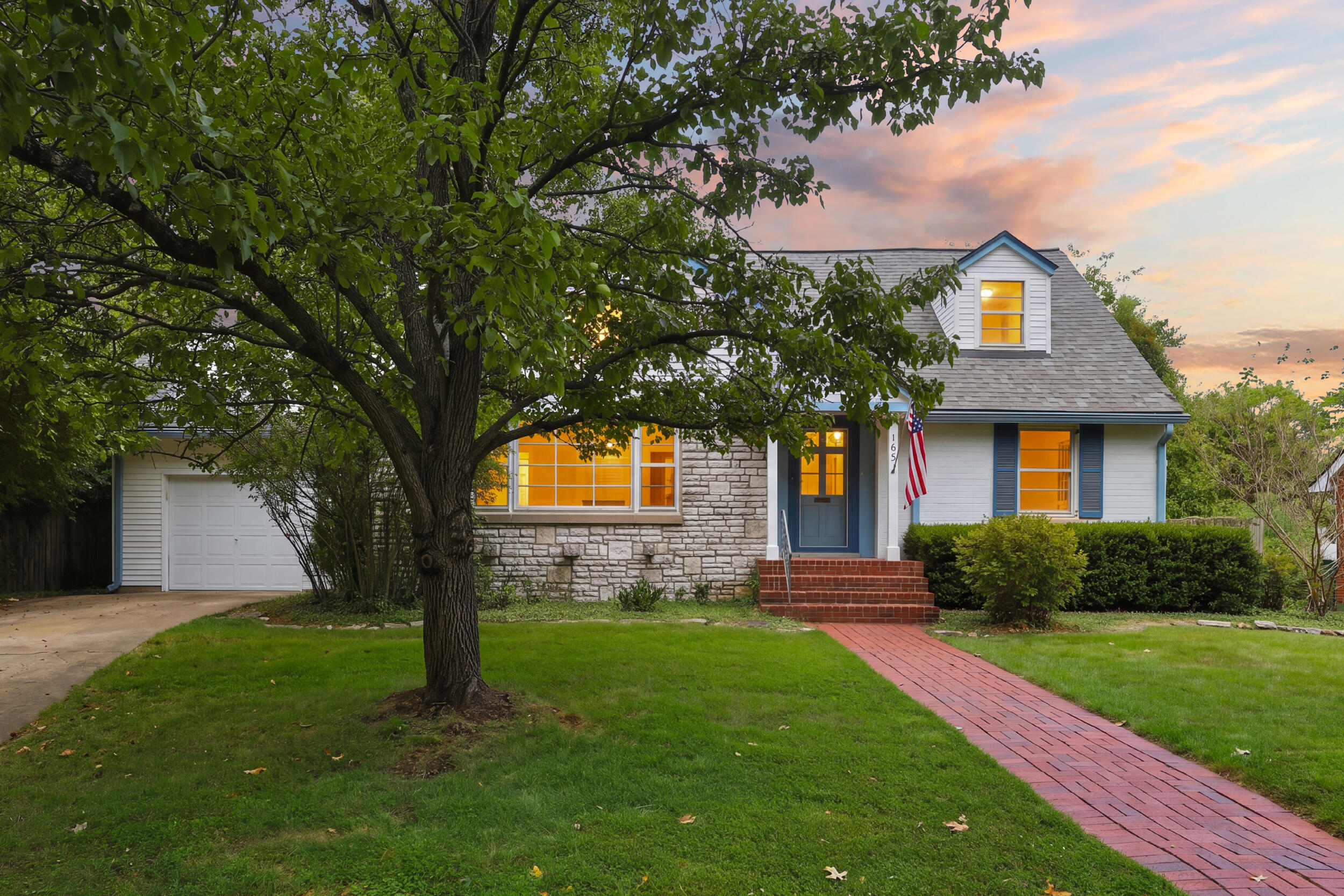 165 Cherokee Park Property Photo 42
