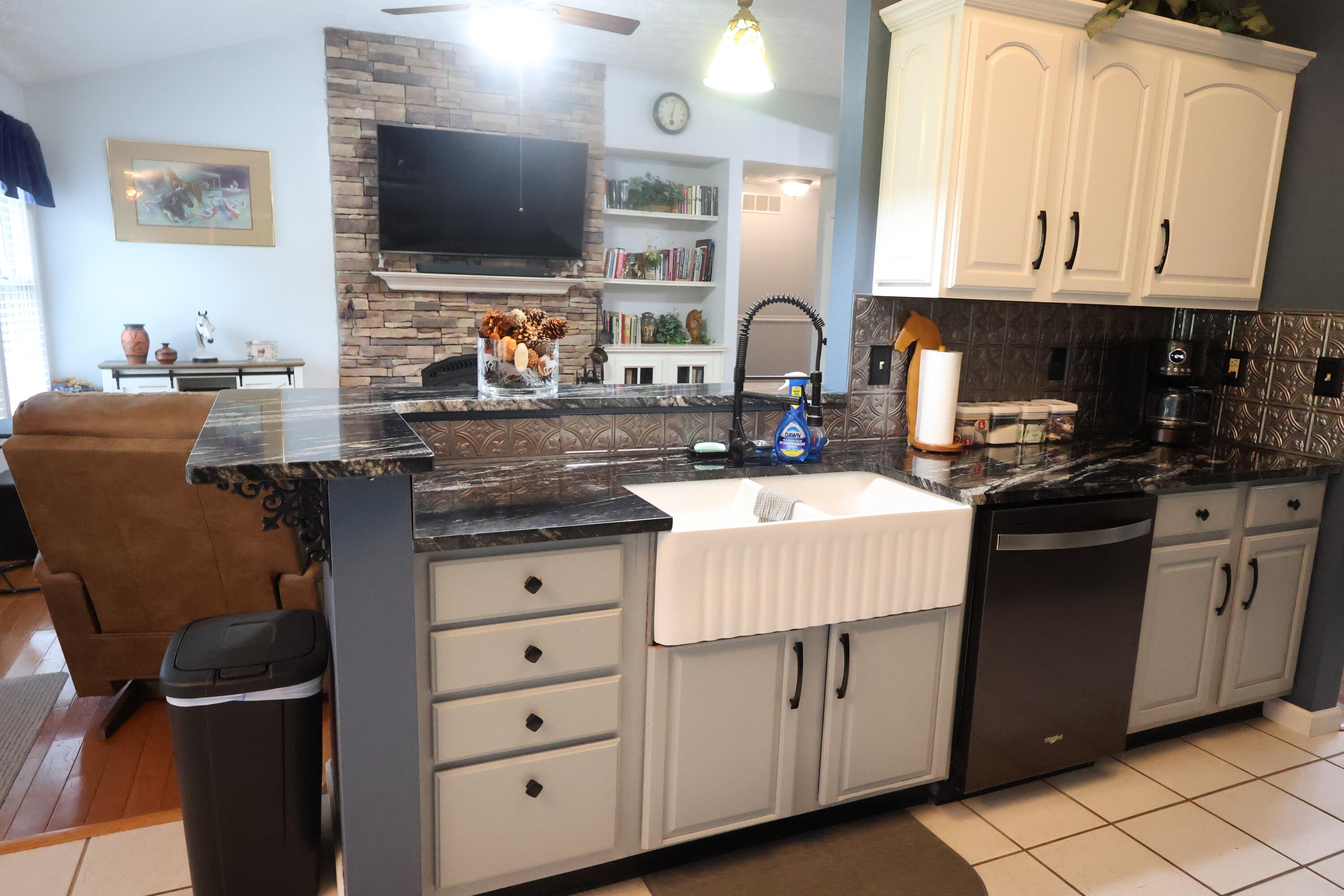 105 Crystal Springs Drive Property Photo 17