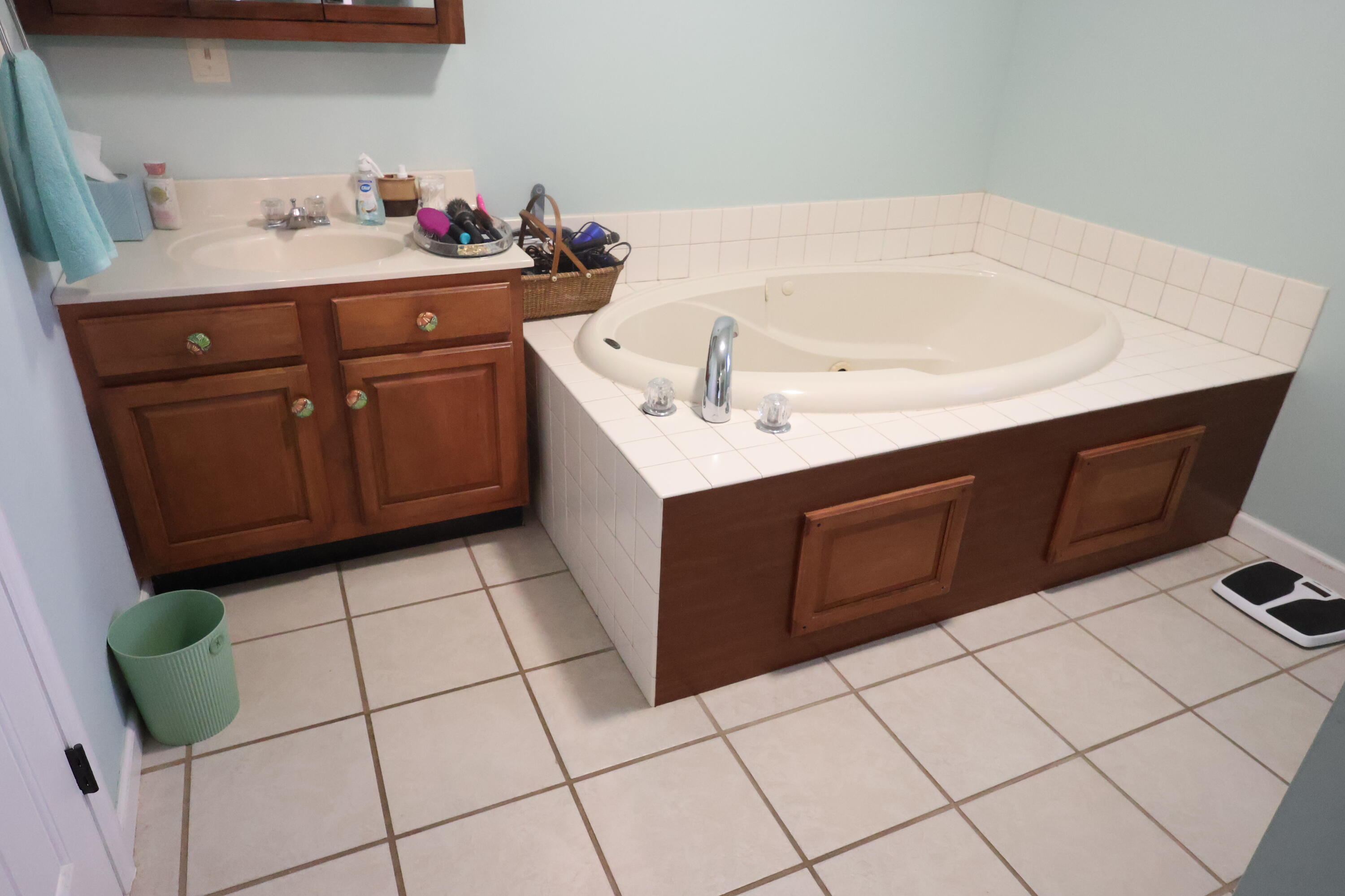 105 Crystal Springs Drive Property Photo 24