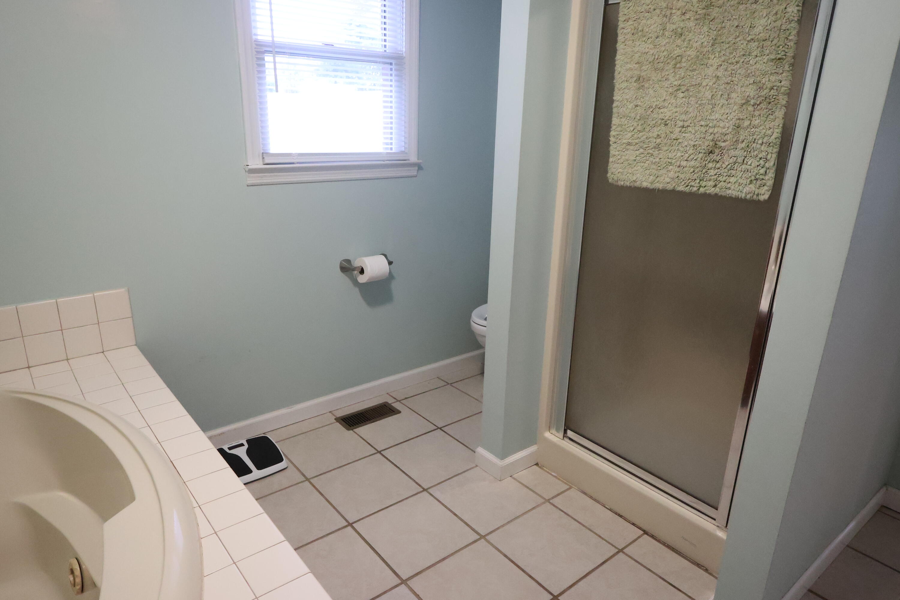 105 Crystal Springs Drive Property Photo 25