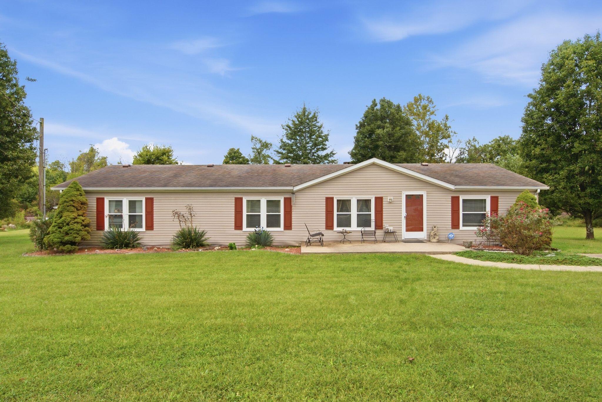 1023 Virginia Avenue Property Photo 2