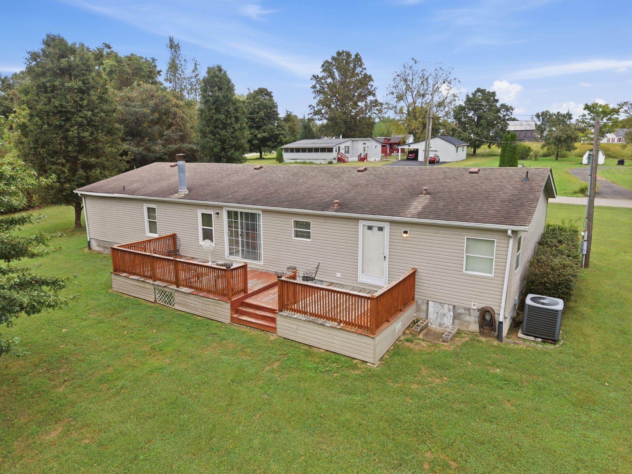 1023 Virginia Avenue Property Photo 4