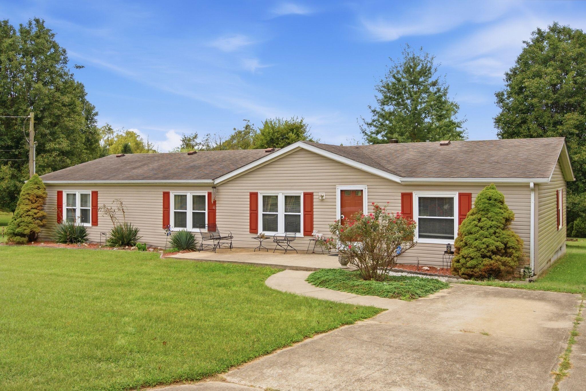 1023 Virginia Avenue Property Photo 6