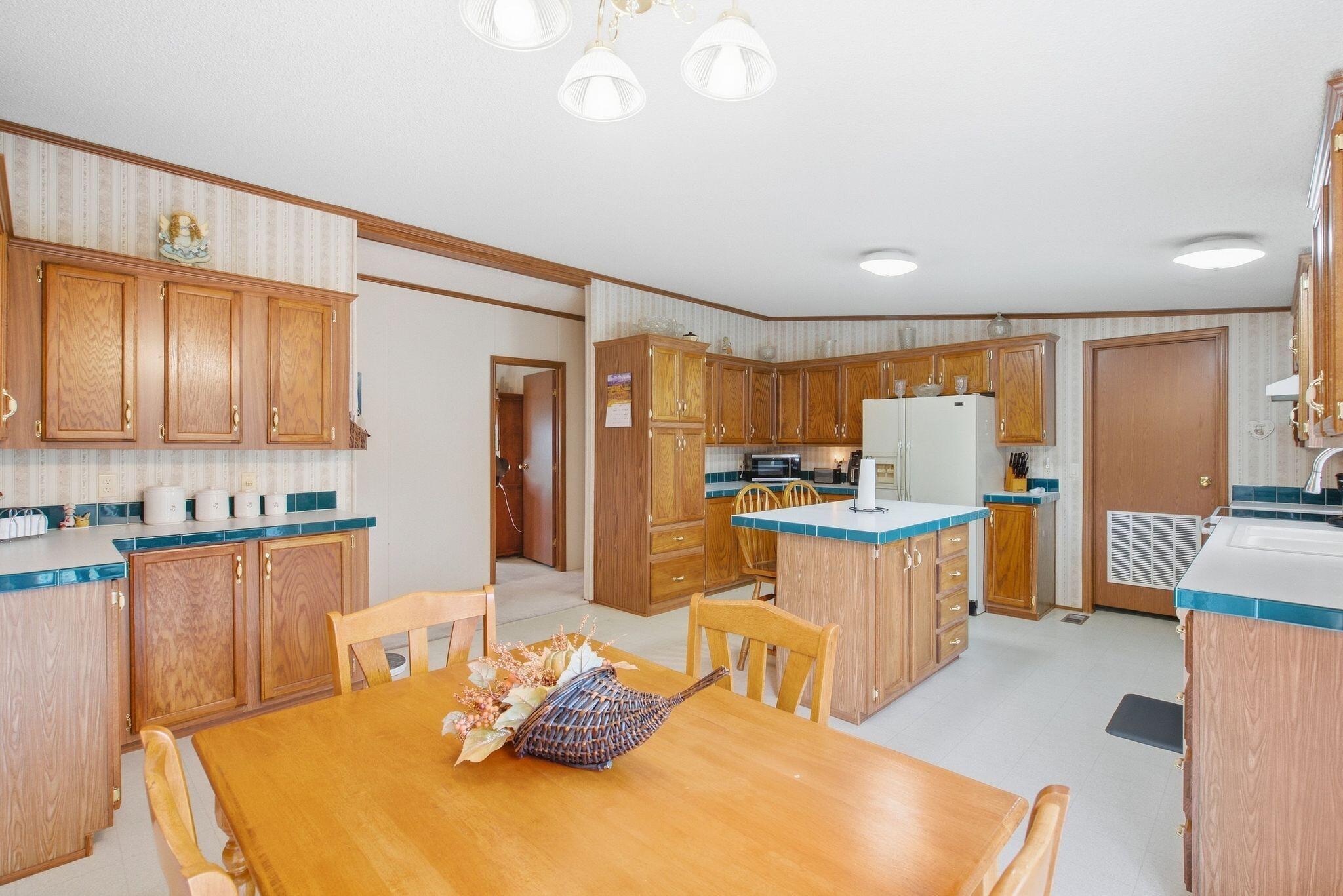 1023 Virginia Avenue Property Photo 14