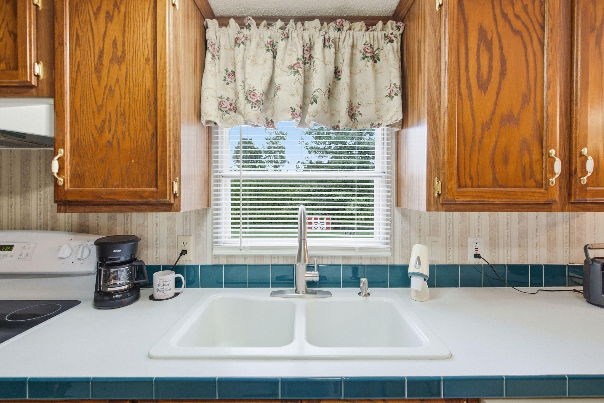 1023 Virginia Avenue Property Photo 18