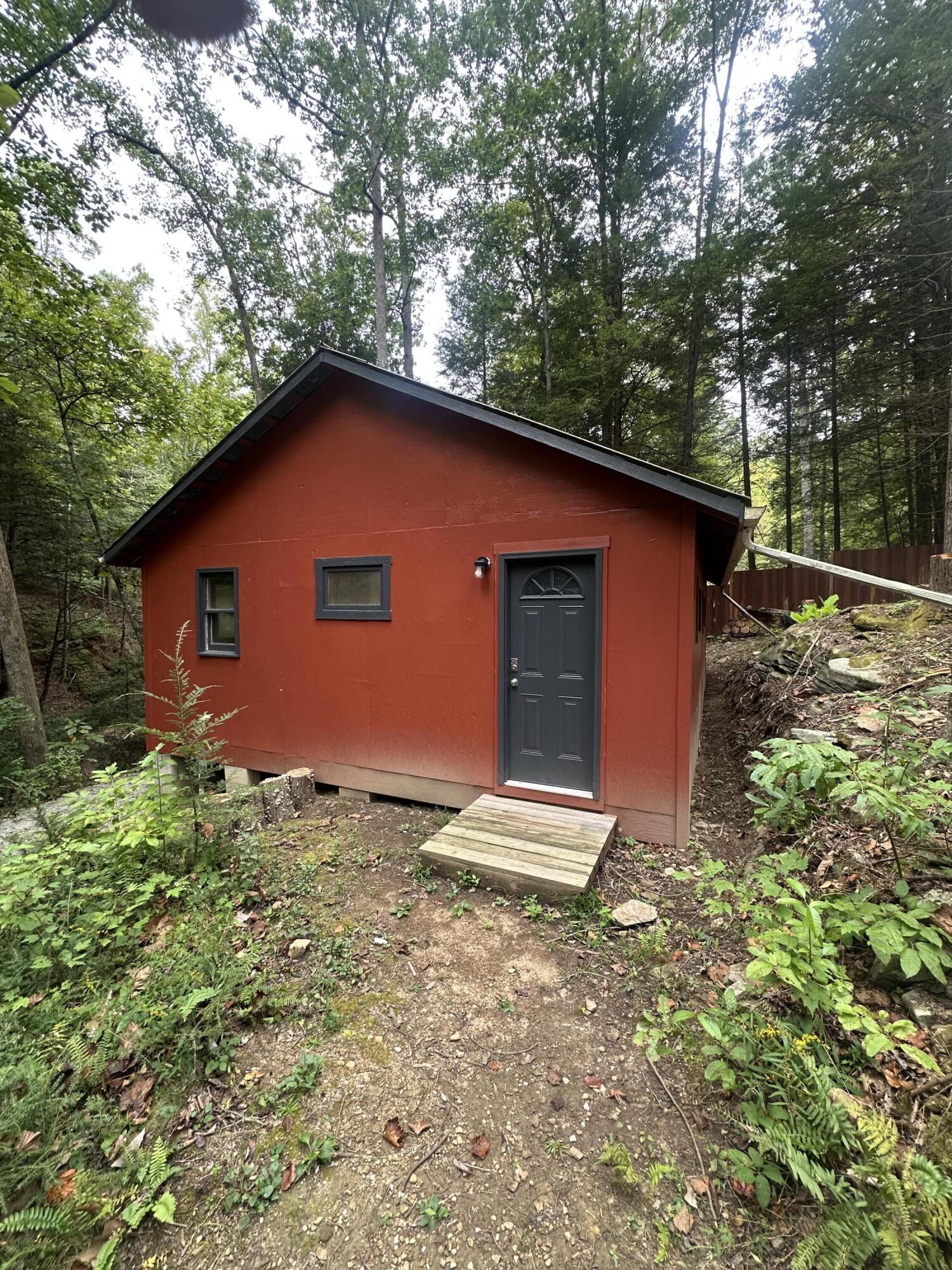 352 R Shell Circle Property Photo 3