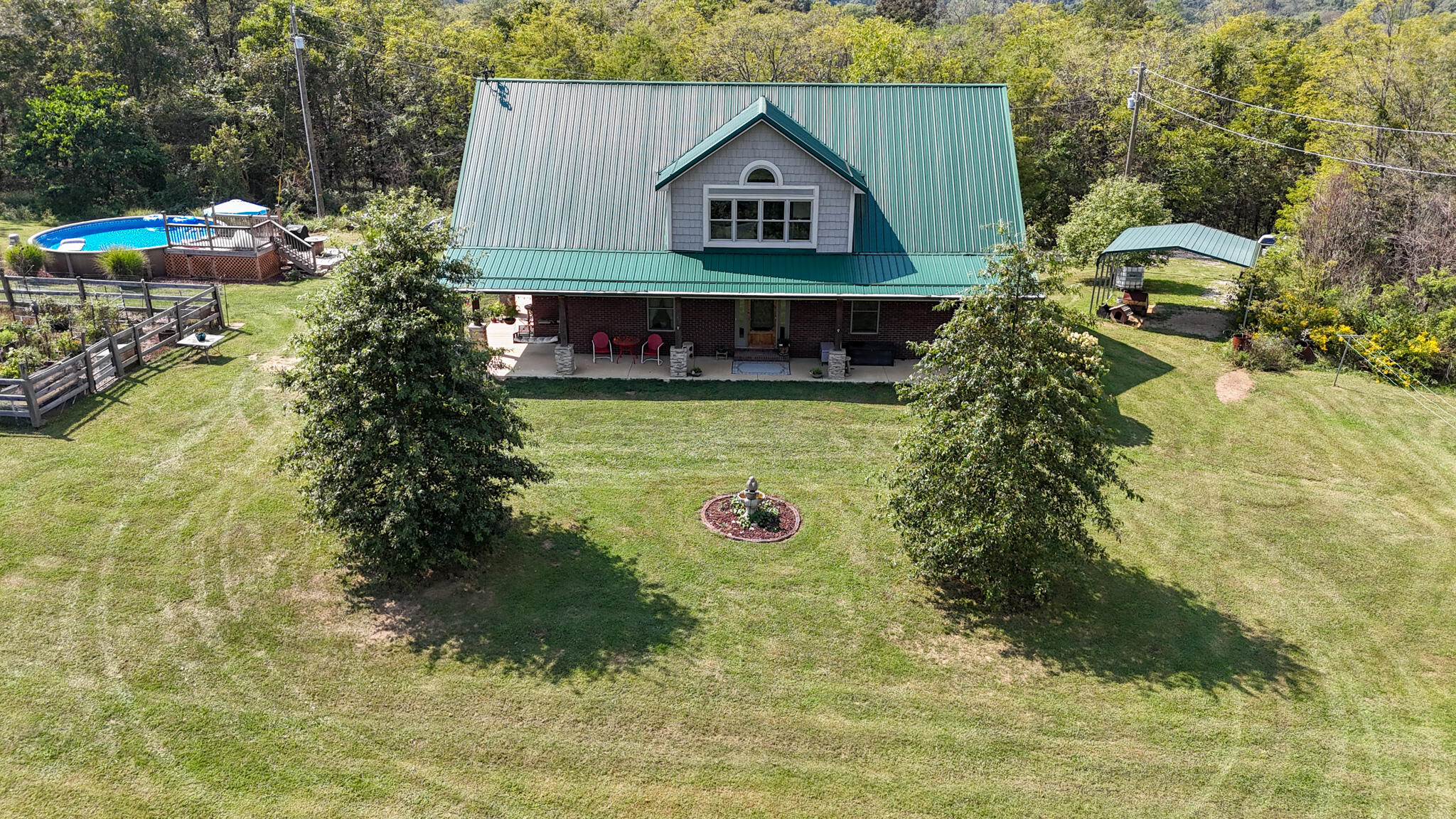 695 R Hazelton Road Property Photo 8