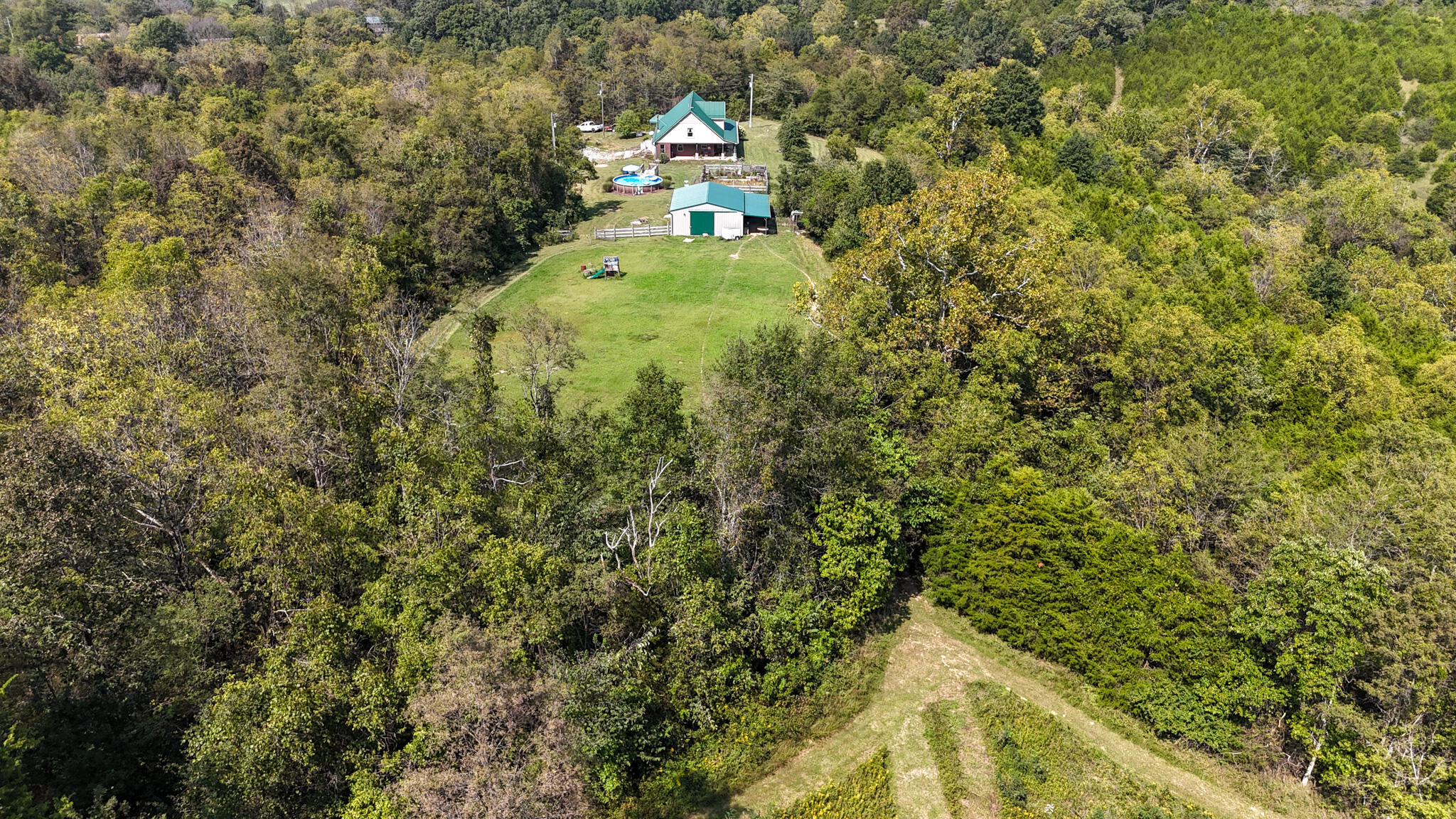695 R Hazelton Road Property Photo 16