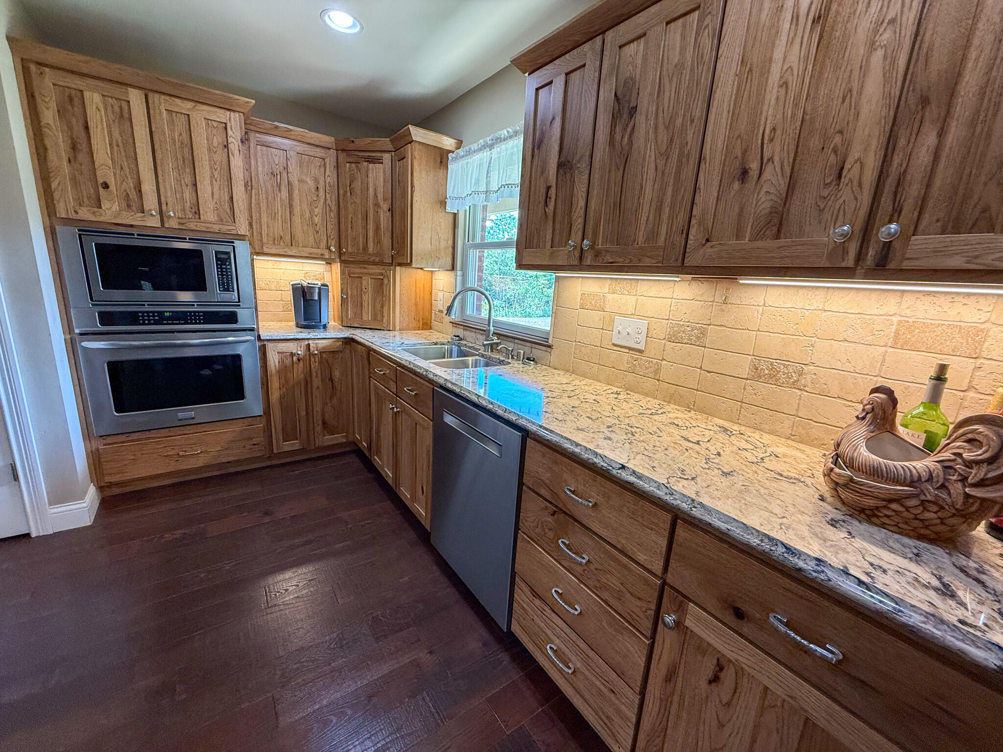 695 R Hazelton Road Property Photo 26