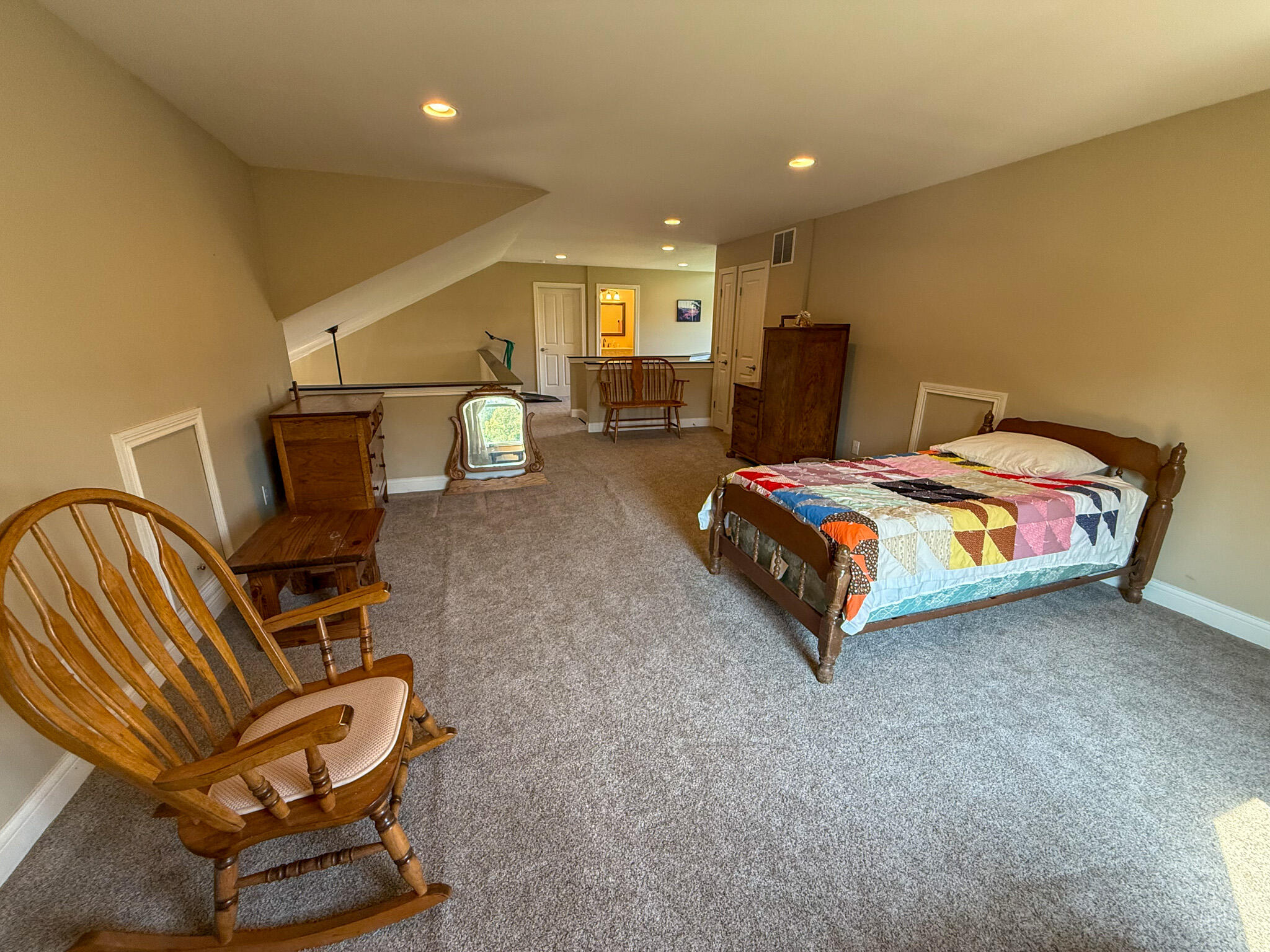695 R Hazelton Road Property Photo 34