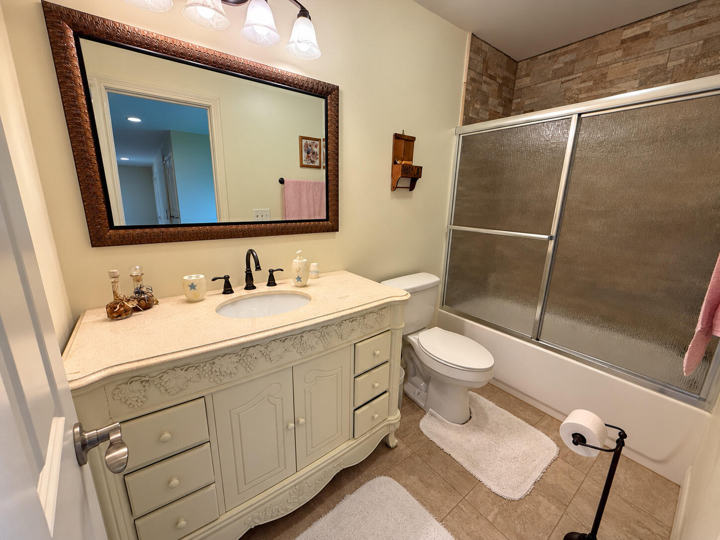 695 R Hazelton Road Property Photo 35