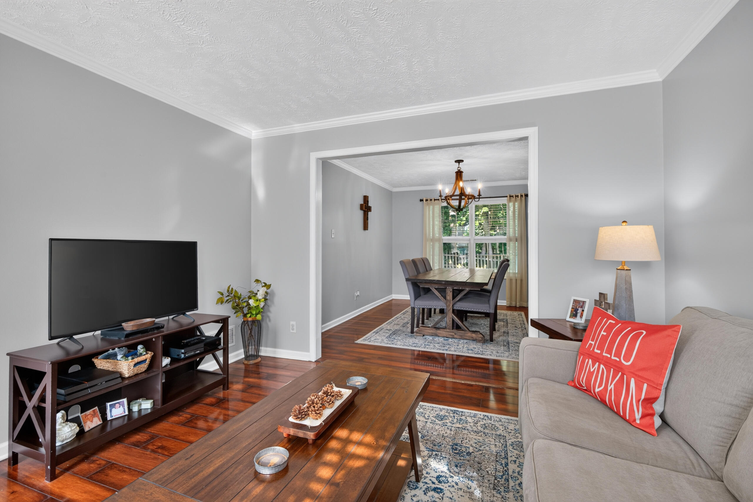 152 Old Post Road Property Photo 8