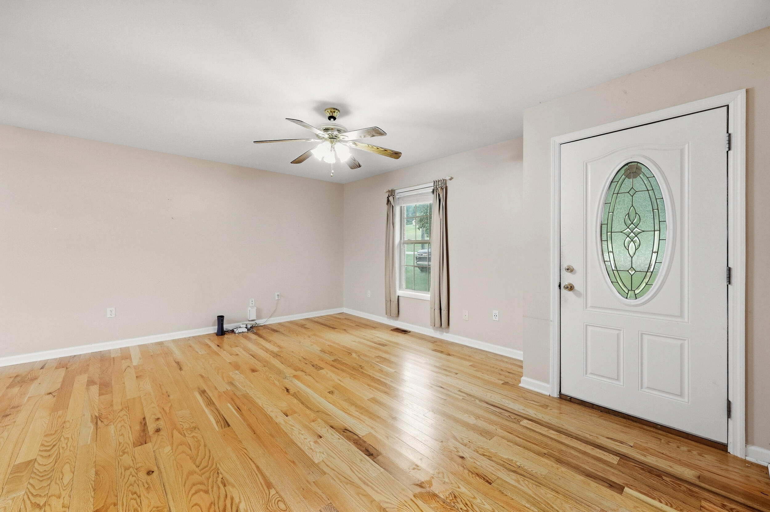 1443 Wisemantown Road Property Photo 5