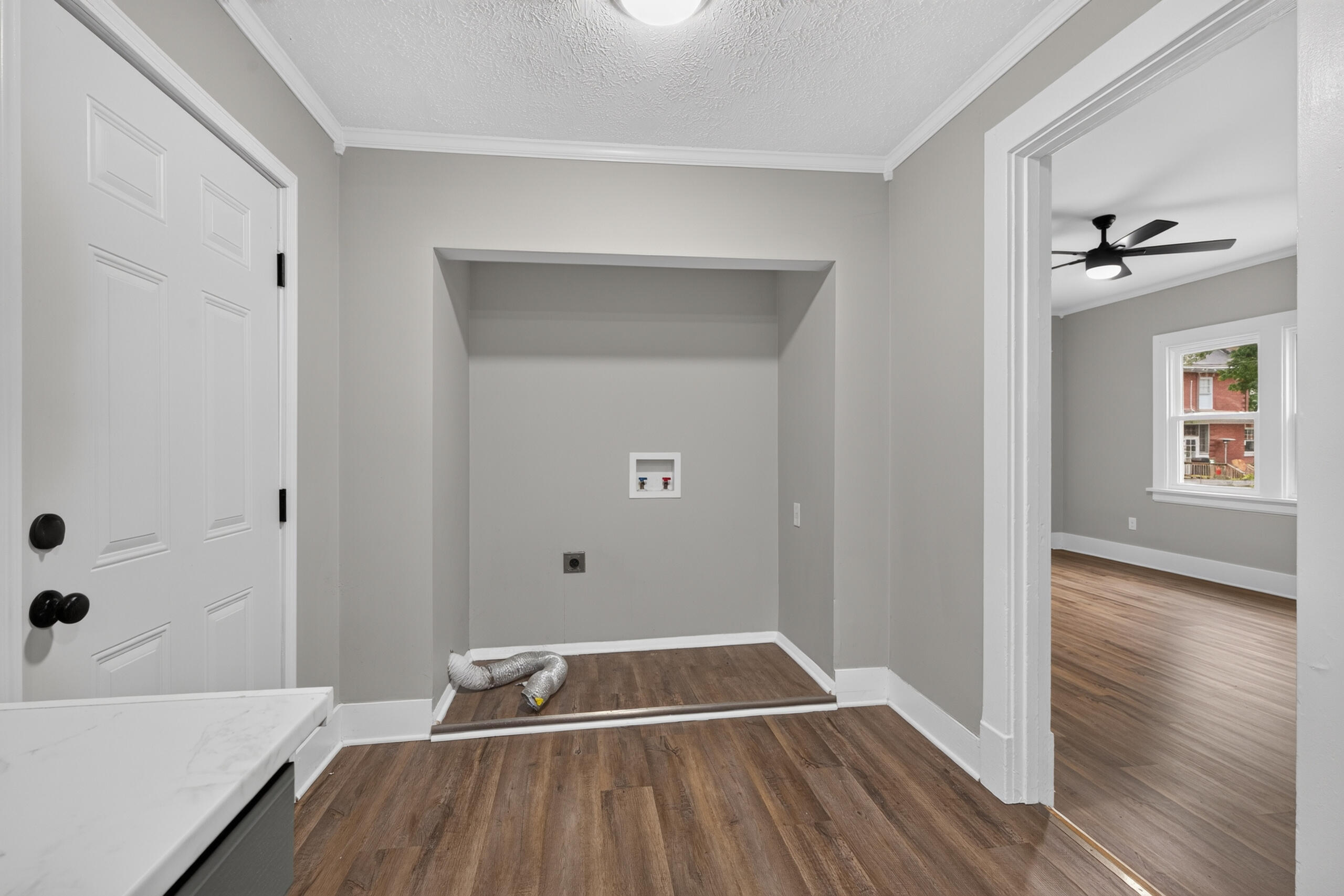 222 Mount Airy Avenue Property Photo 8