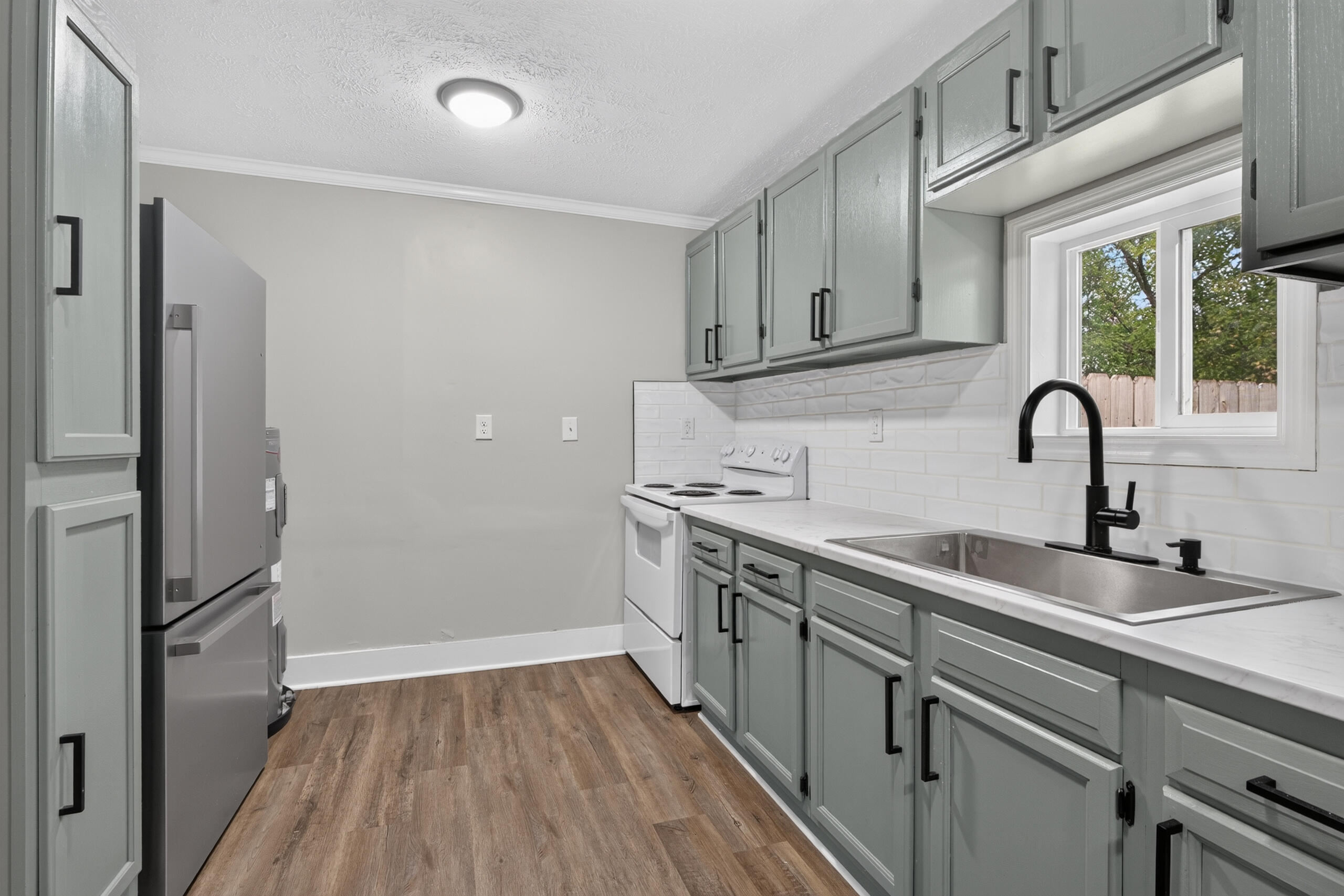 222 Mount Airy Avenue Property Photo 10