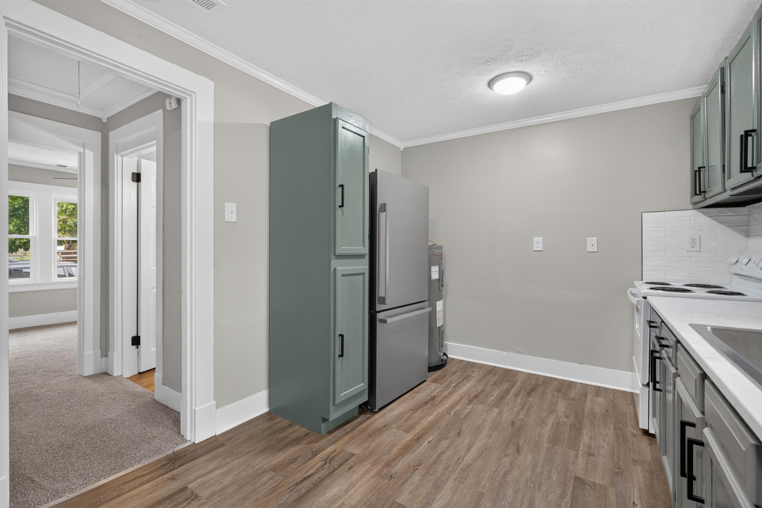 222 Mount Airy Avenue Property Photo 12