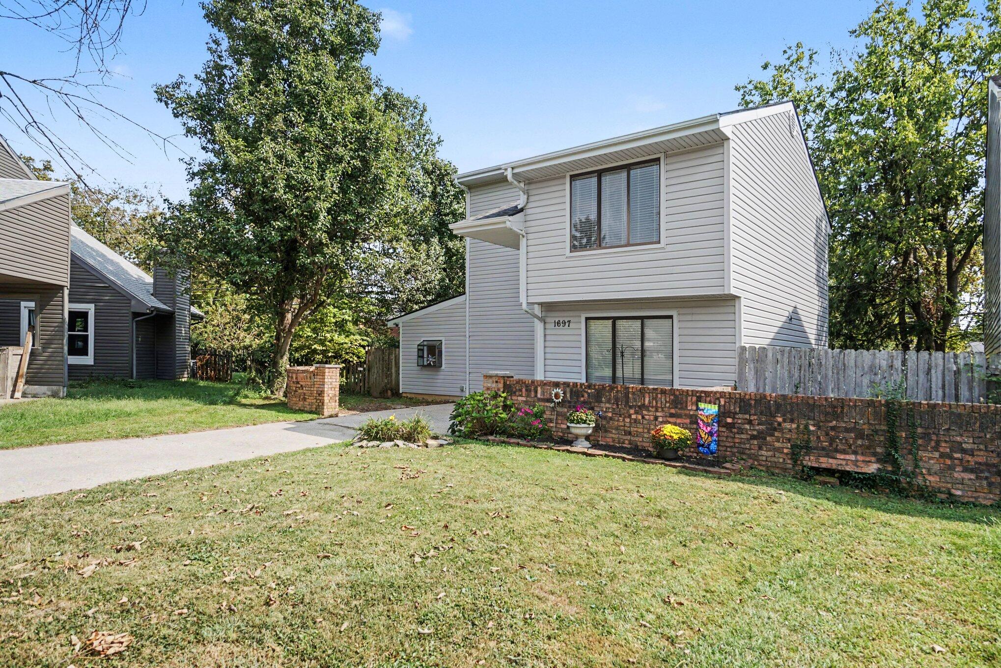 1697 Prairie Circle Property Photo 1