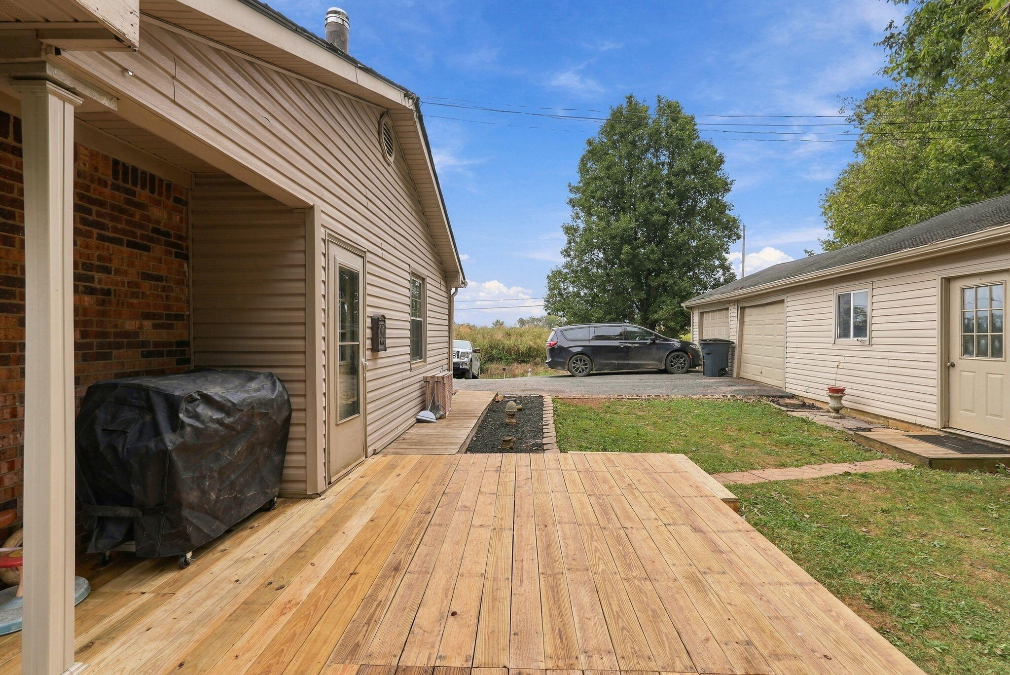 4245 Carpenter Pike Property Photo 12