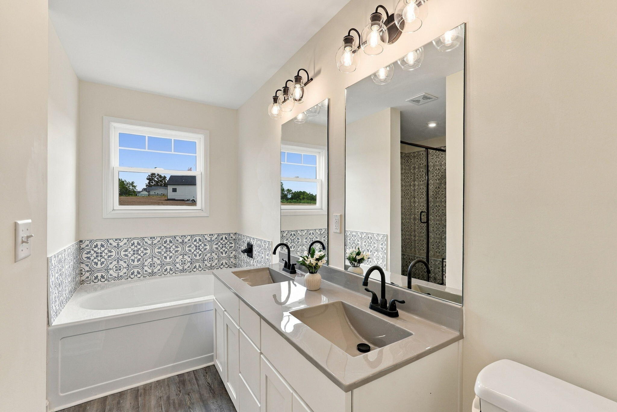 29 Serenity Court Property Photo 31