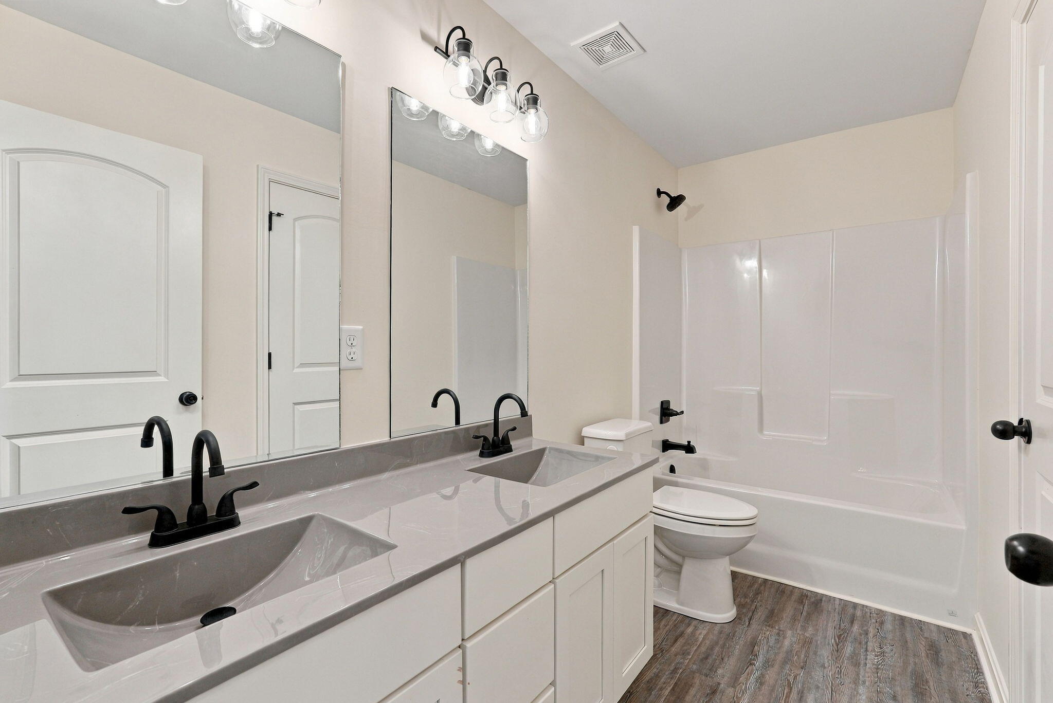 29 Serenity Court Property Photo 43