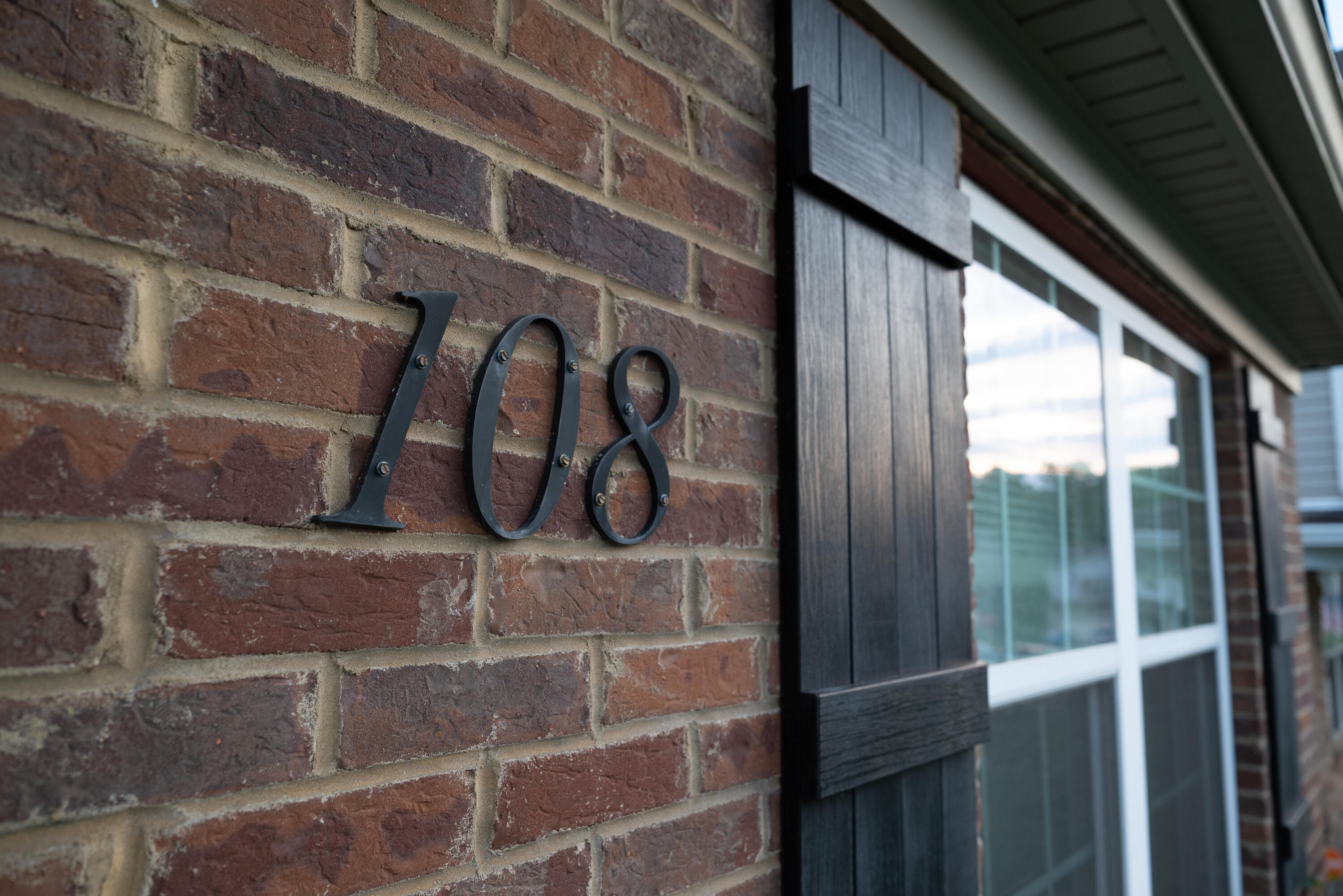 108 Minuteman Drive Property Photo 8