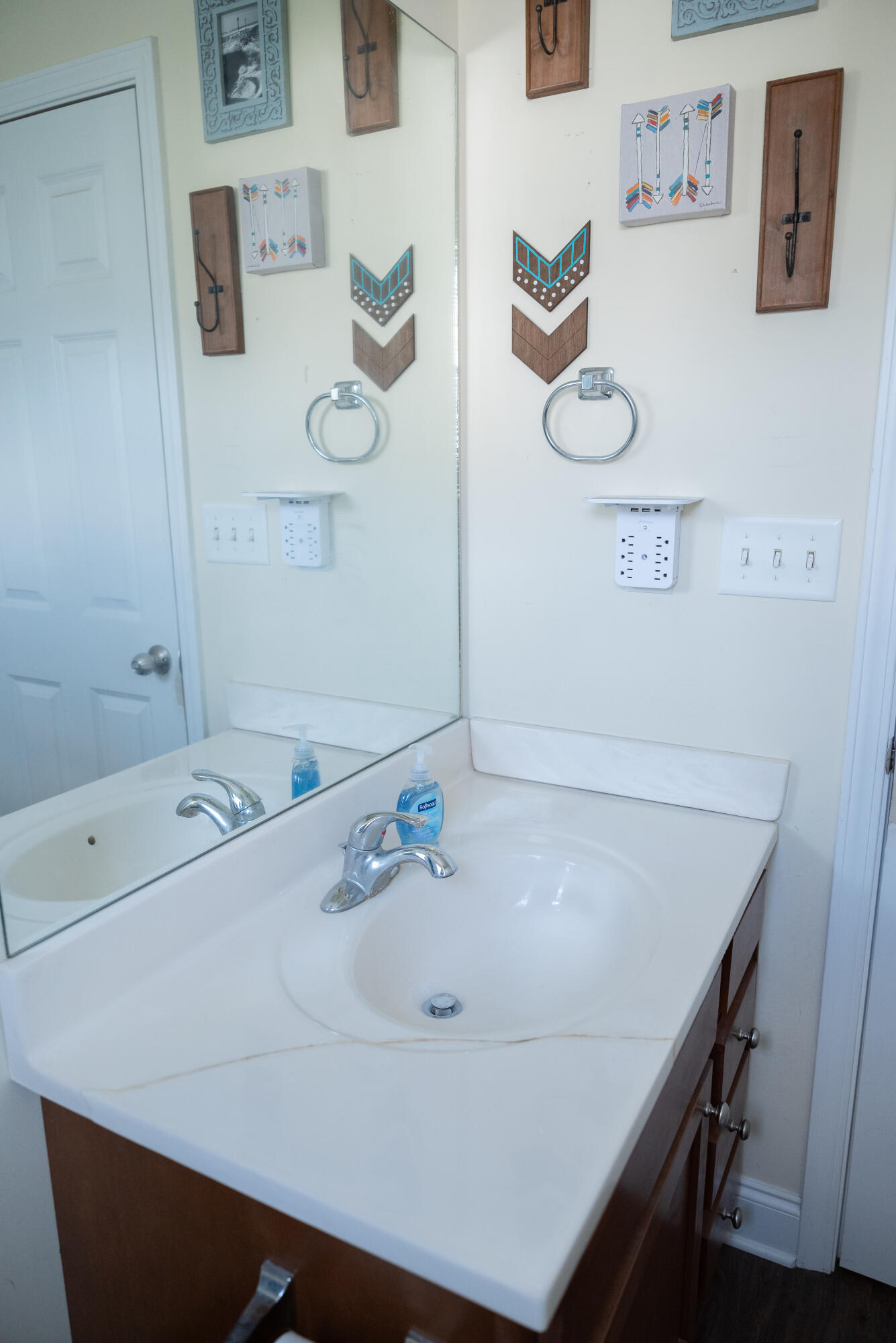 108 Minuteman Drive Property Photo 28