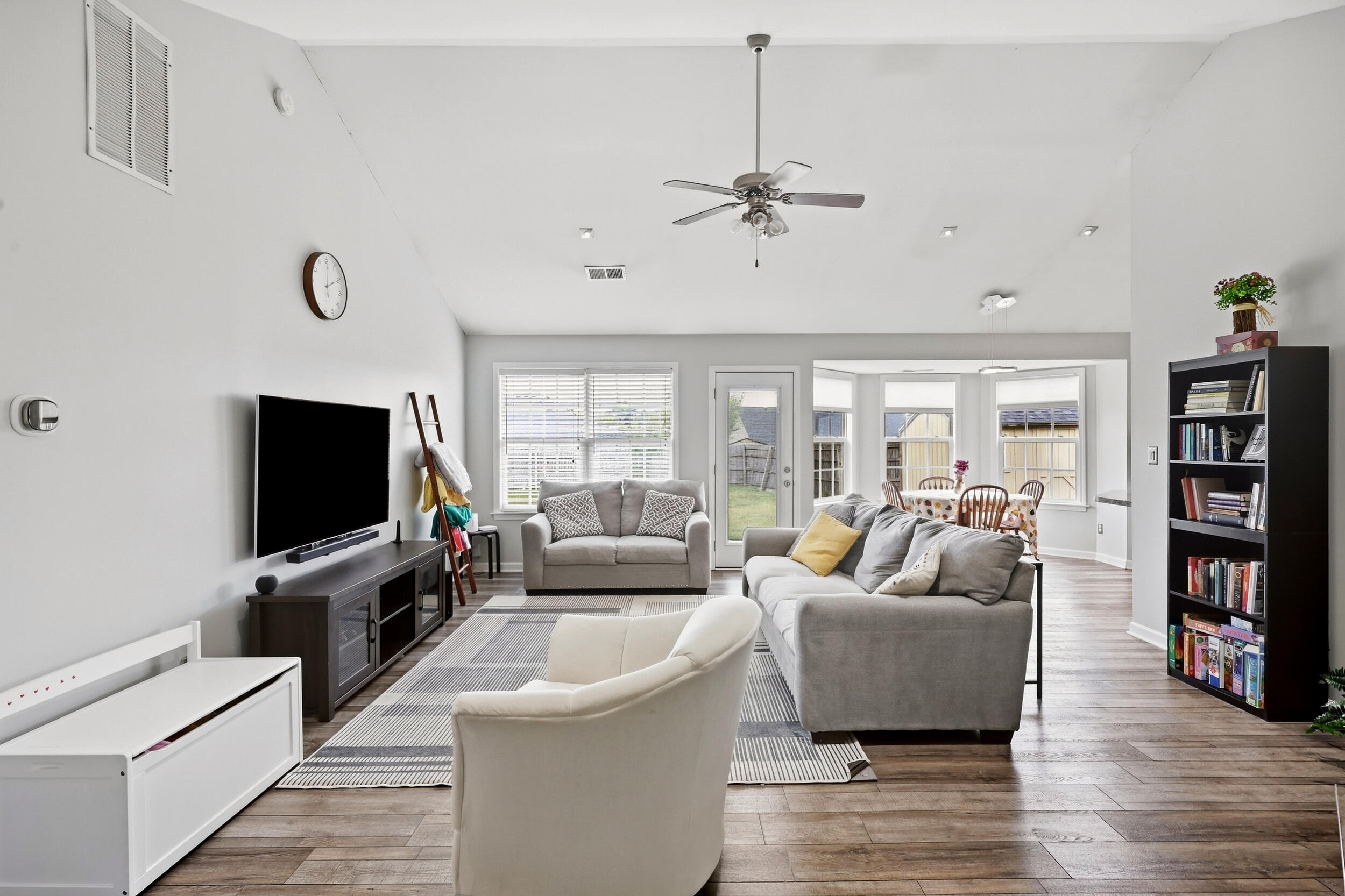 132 Jahde Drive Property Photo 4