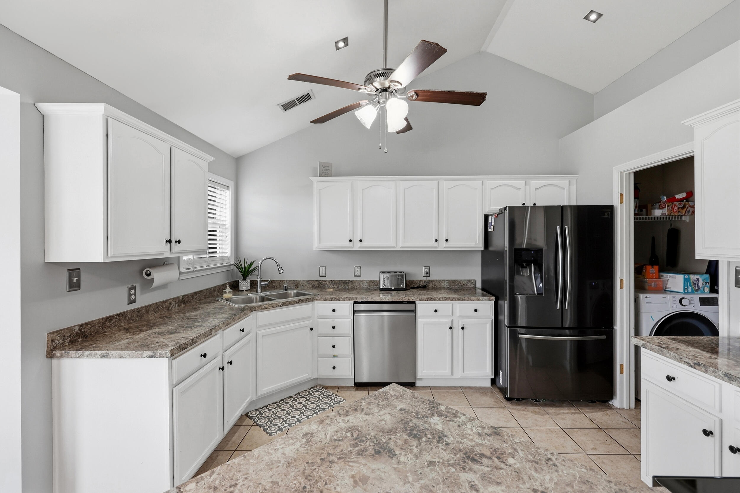 132 Jahde Drive Property Photo 8