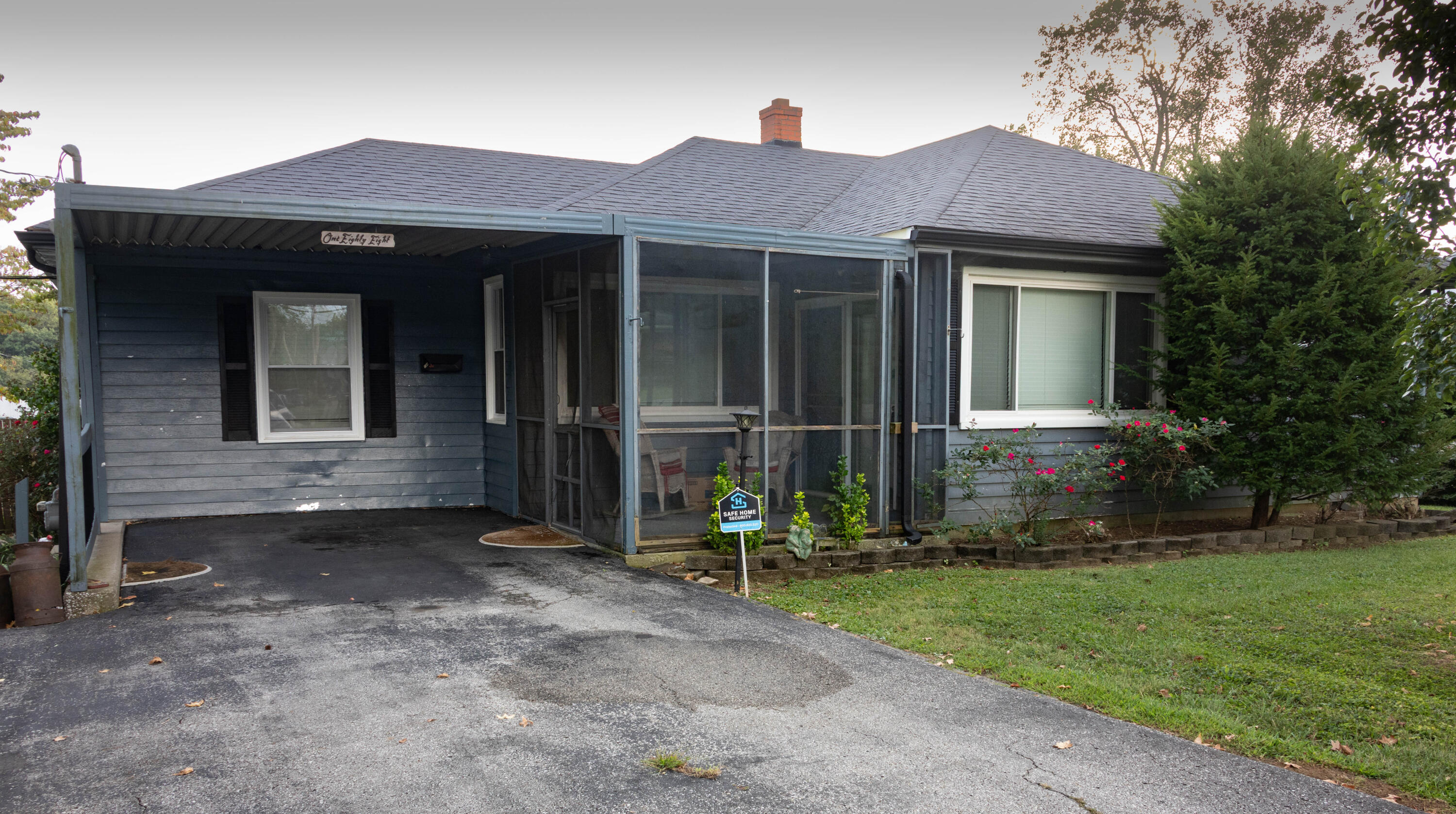 188 Rolling Acres Drive Property Photo 1