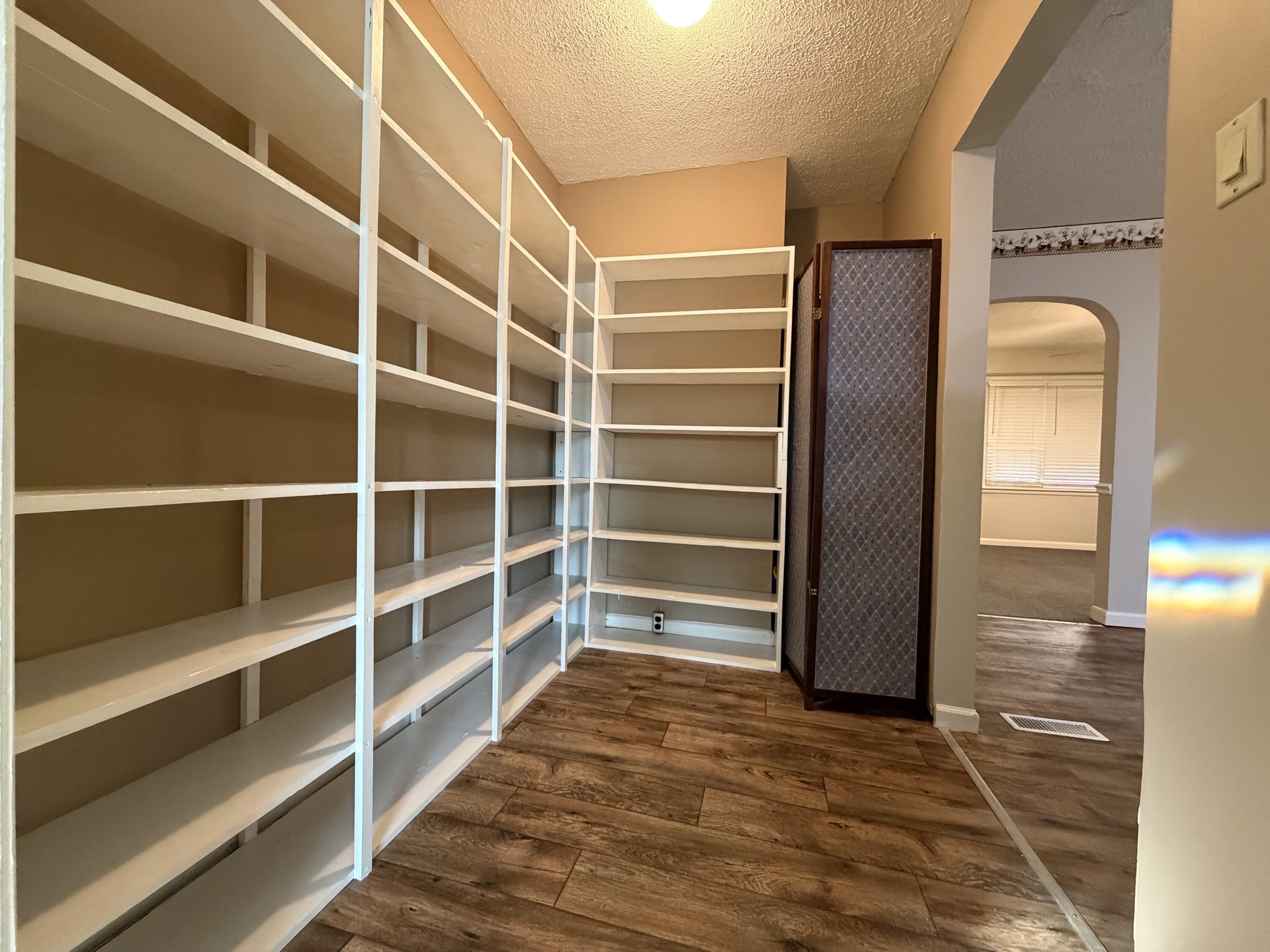 188 Rolling Acres Drive Property Photo 27