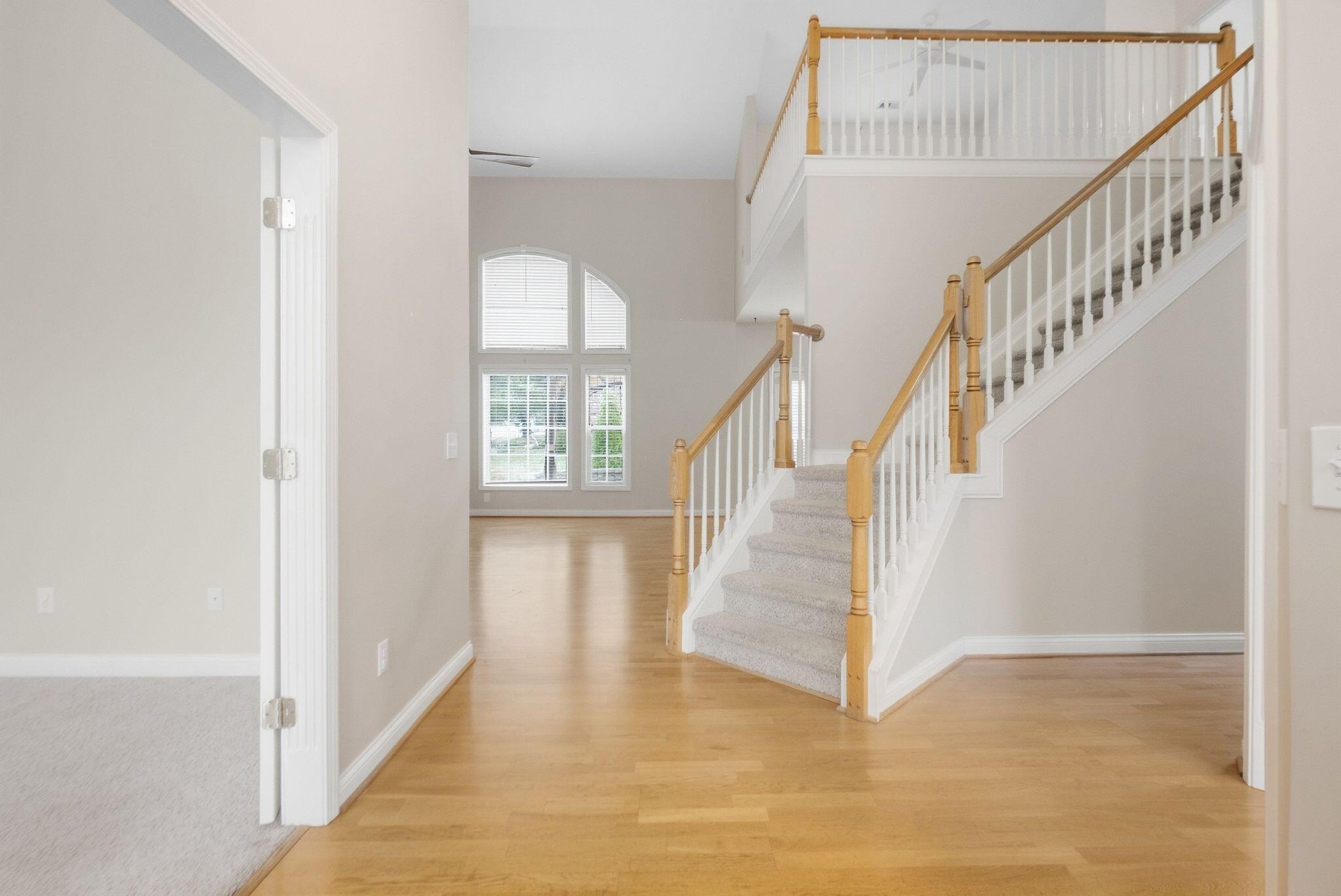 2784 Red Leaf Drive Property Photo 14
