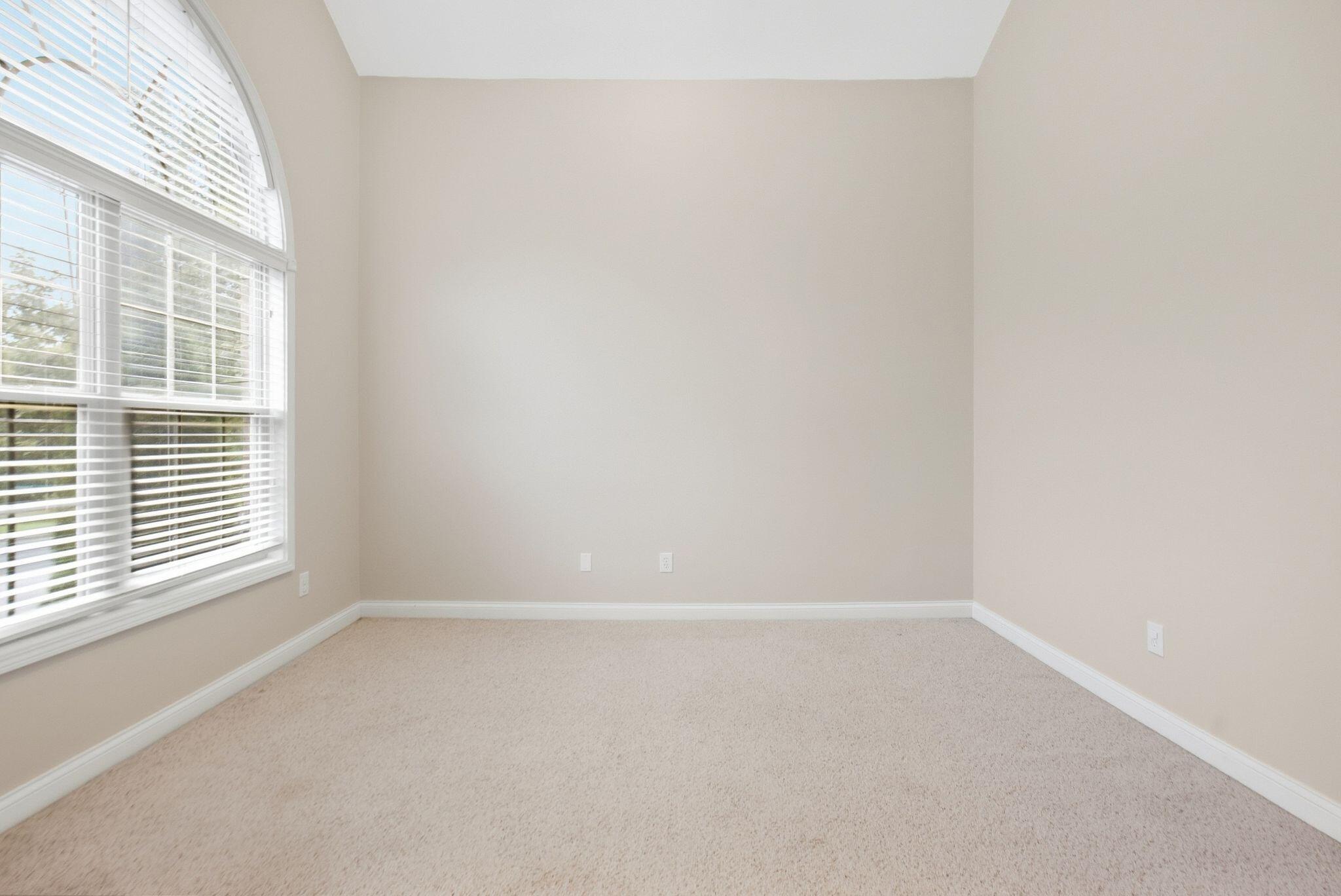 2784 Red Leaf Drive Property Photo 17