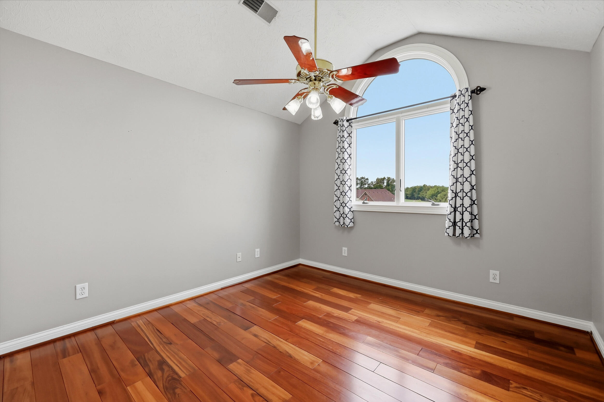 220 Sylvan Way Property Photo 29
