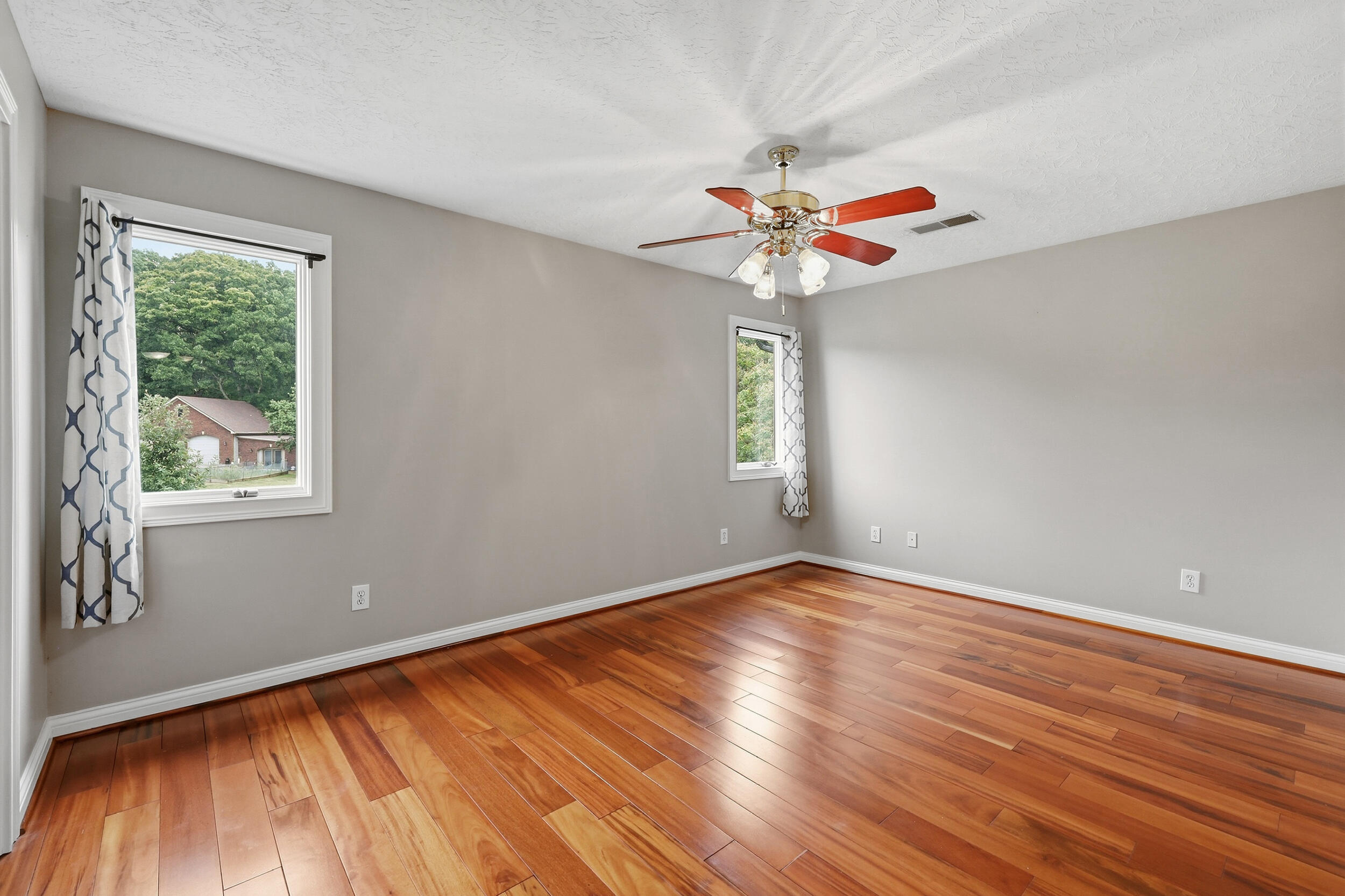 220 Sylvan Way Property Photo 31